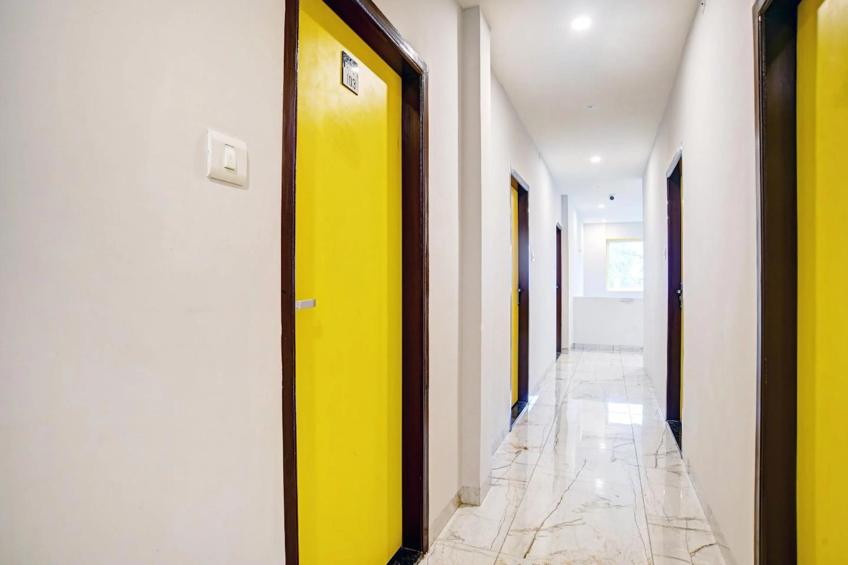 Lobby or reception in Super Townhouse Pine Tree