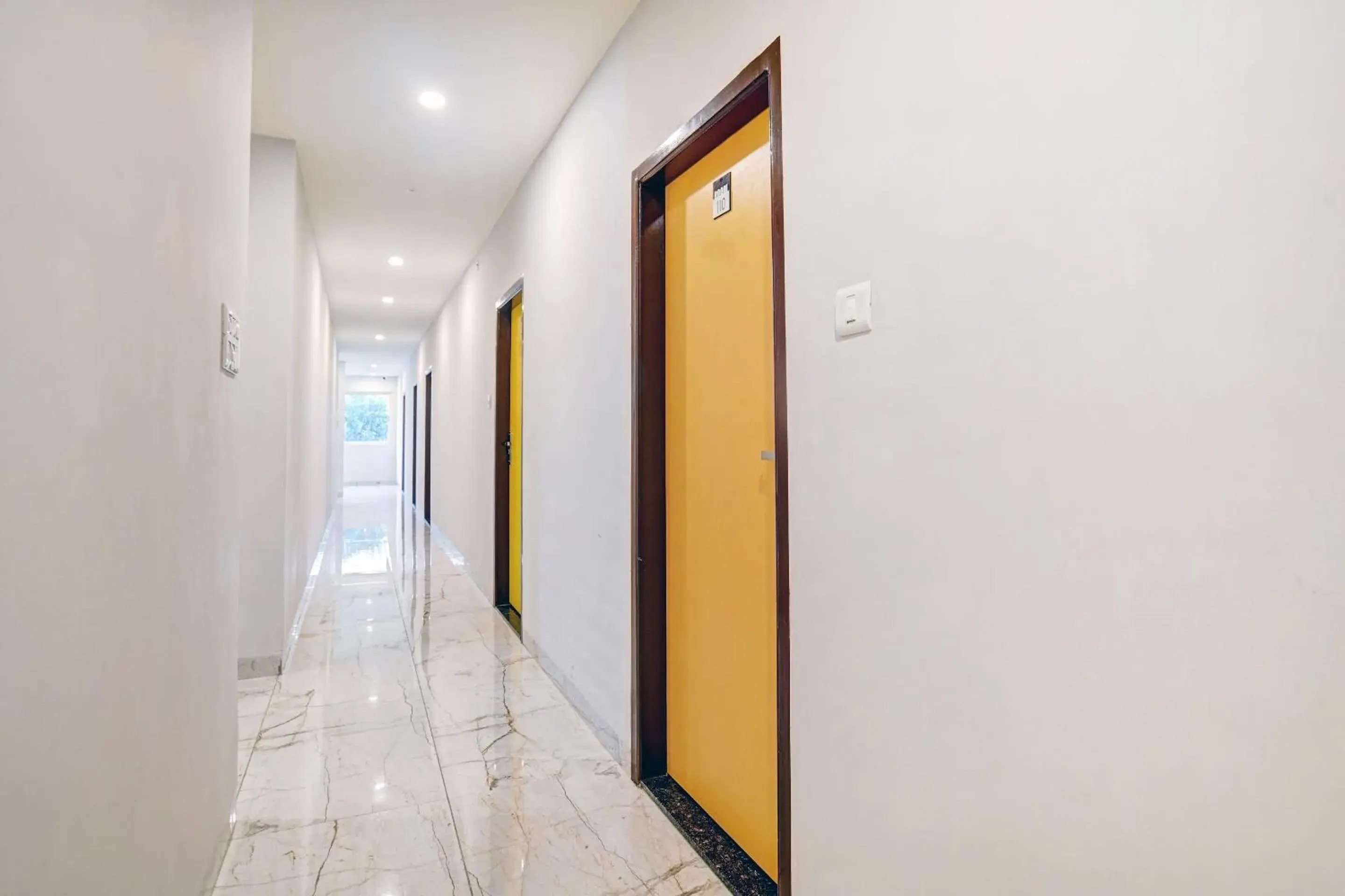 Lobby or reception in Super Townhouse Pine Tree Lobby or reception in Super Townhouse Pine Tree