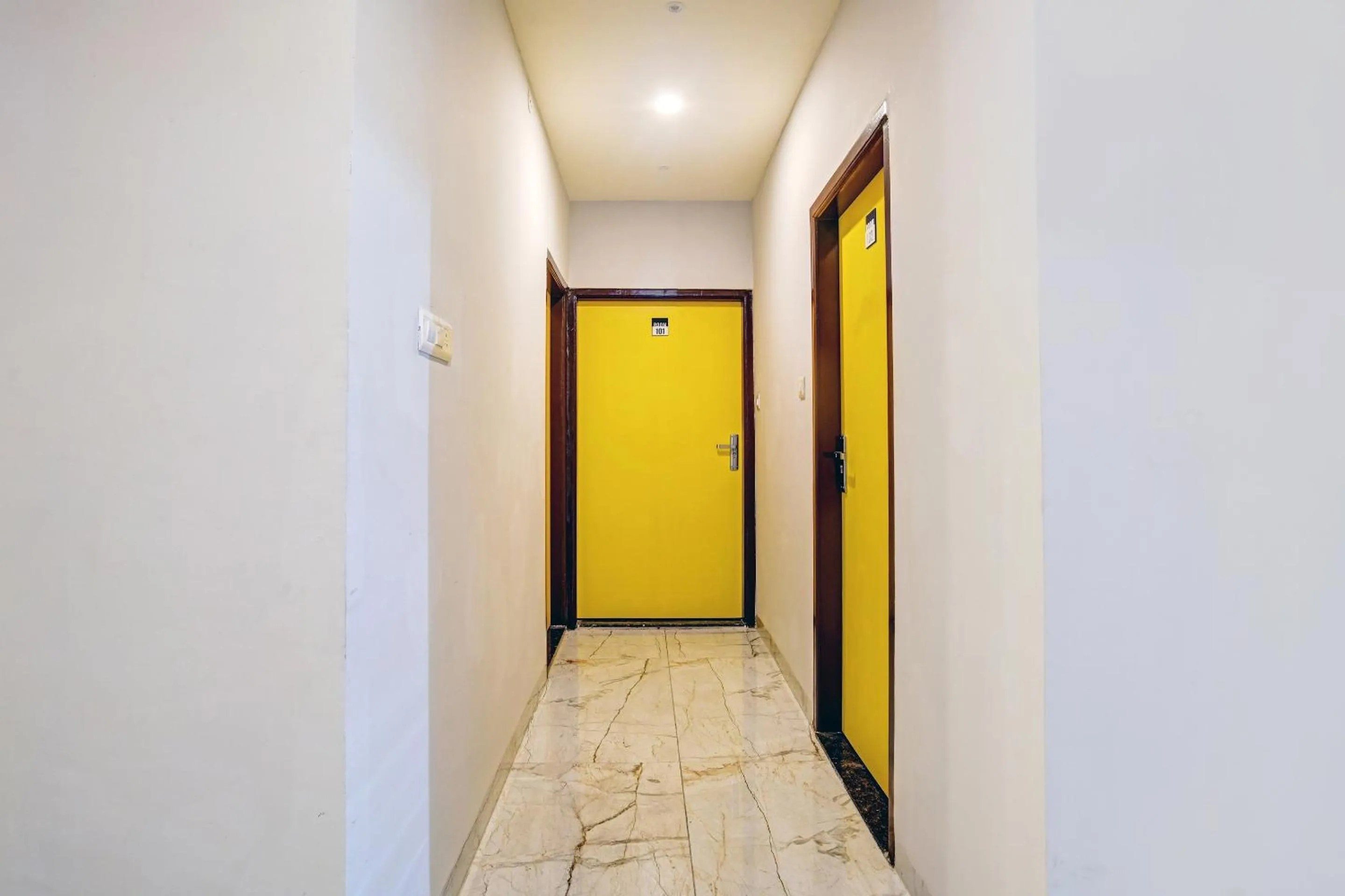 Lobby or reception in Super Townhouse Pine Tree