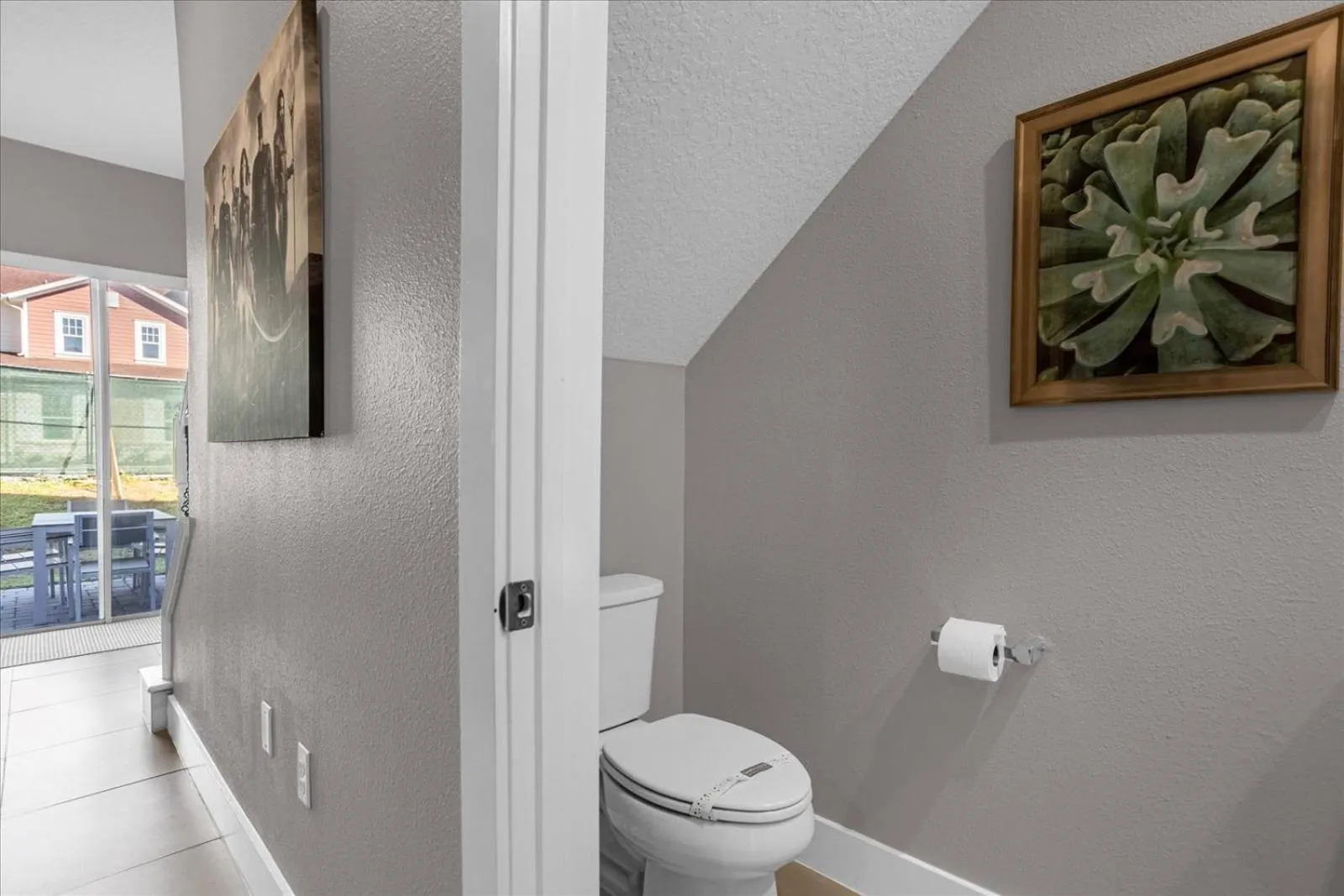 Toilet in Magical Vacation Home 3 min from Disney