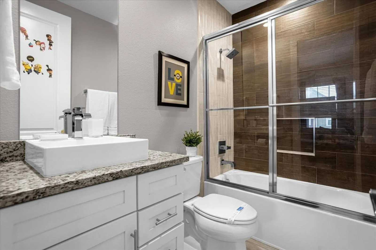 Bathroom in Magical Vacation Home 3 min from Disney