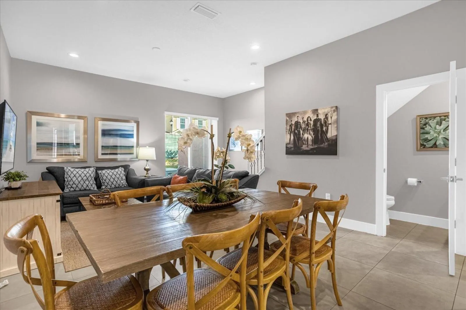 Dining area in Magical Vacation Home 3 min from Disney