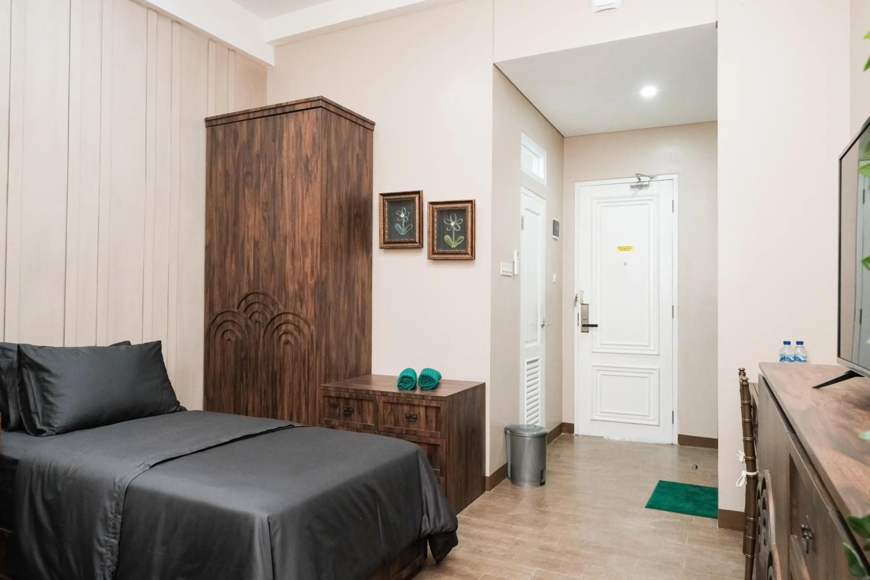 Bedroom in Nonies Huis Cibubur