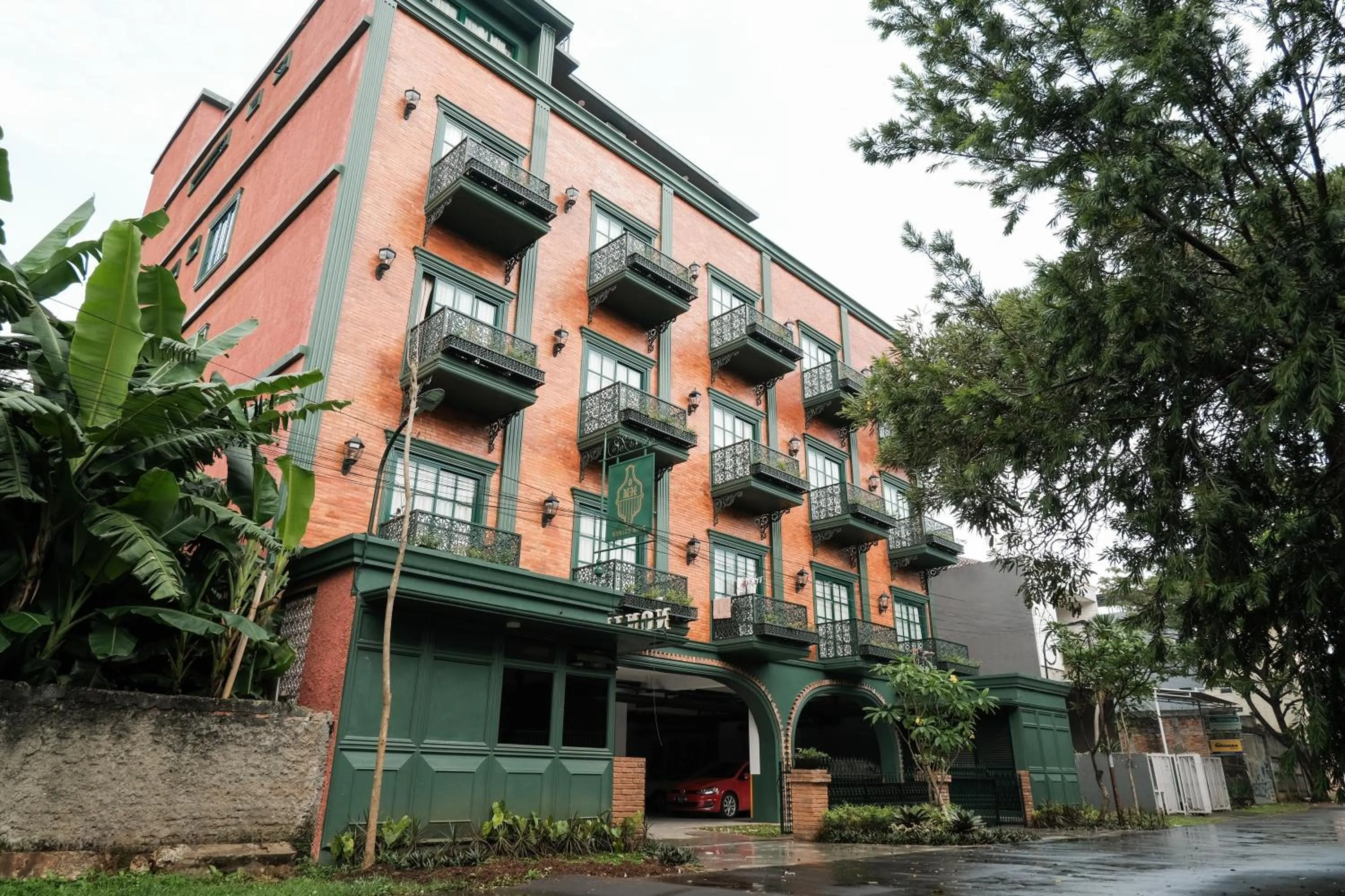 Property building in Nonies Huis Cibubur