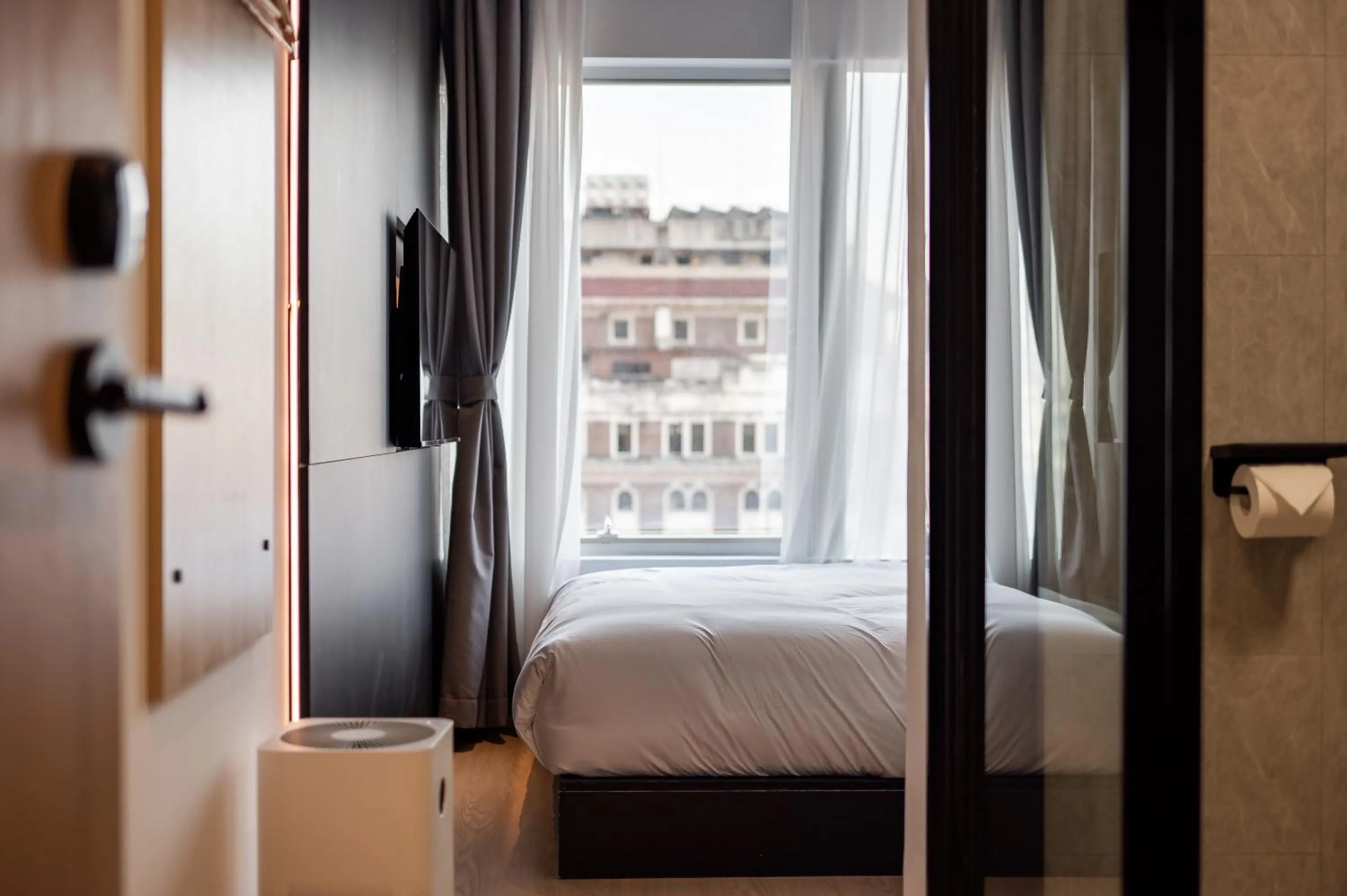 Photo of the whole room, Bed in Dayin International Youth Hostel - East Nanjing Road & People's Square & The Bund Branch