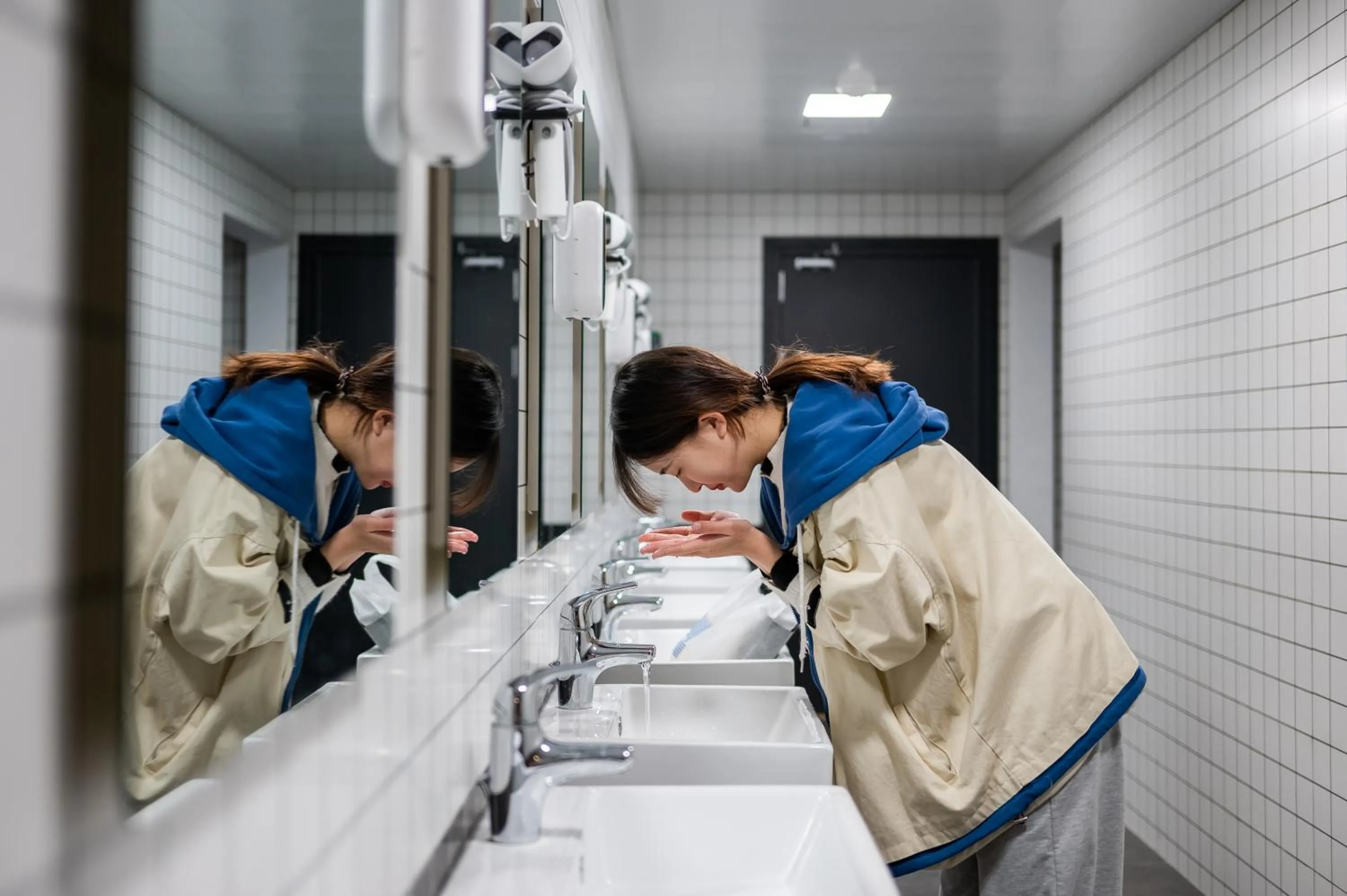 Toilet in Dayin International Youth Hostel - East Nanjing Road & People's Square & The Bund Branch