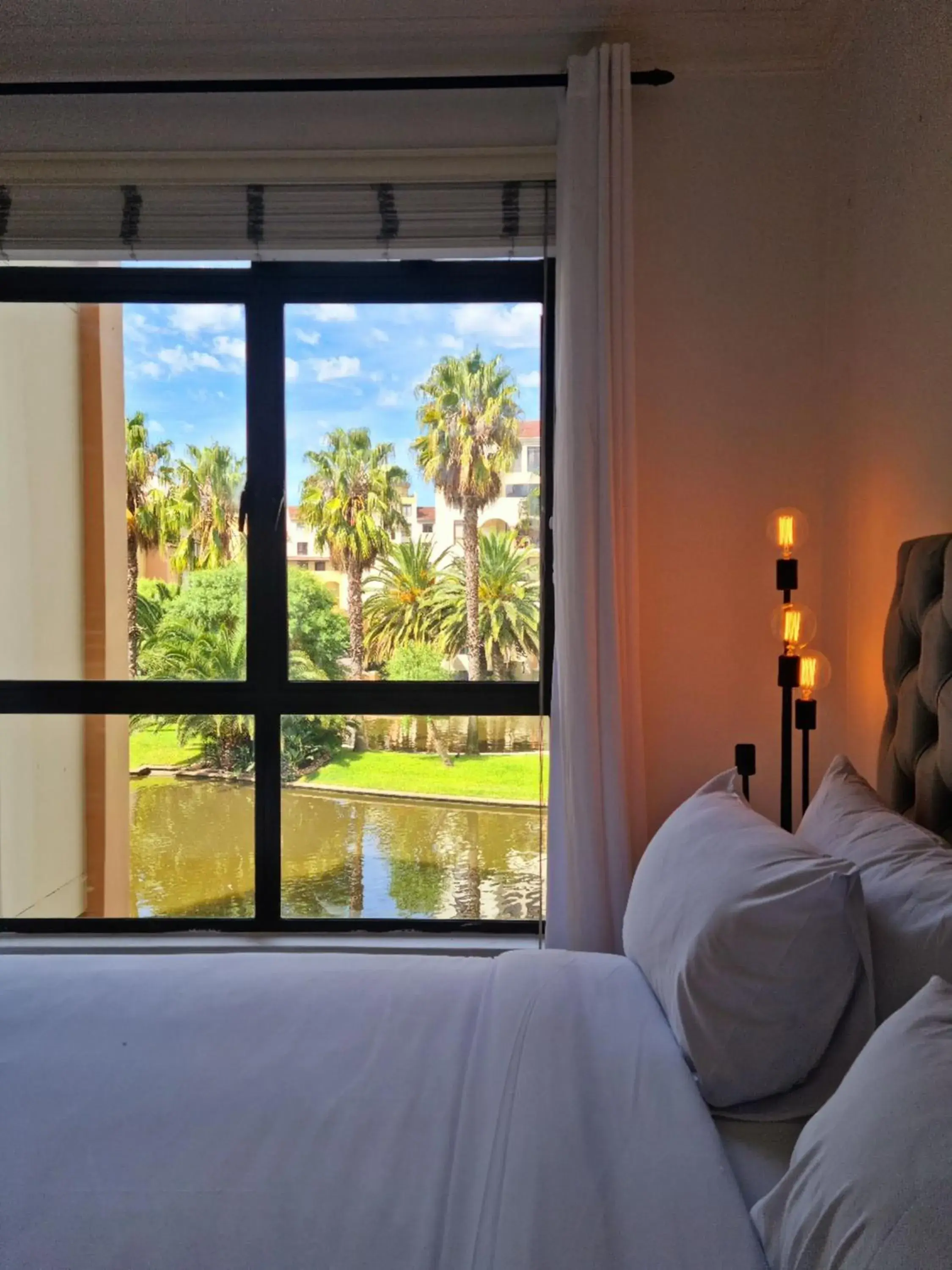 Three-Bedroom Apartment in Island Club by Smart City Stays Three-Bedroom Apartment in Island Club by Smart City Stays