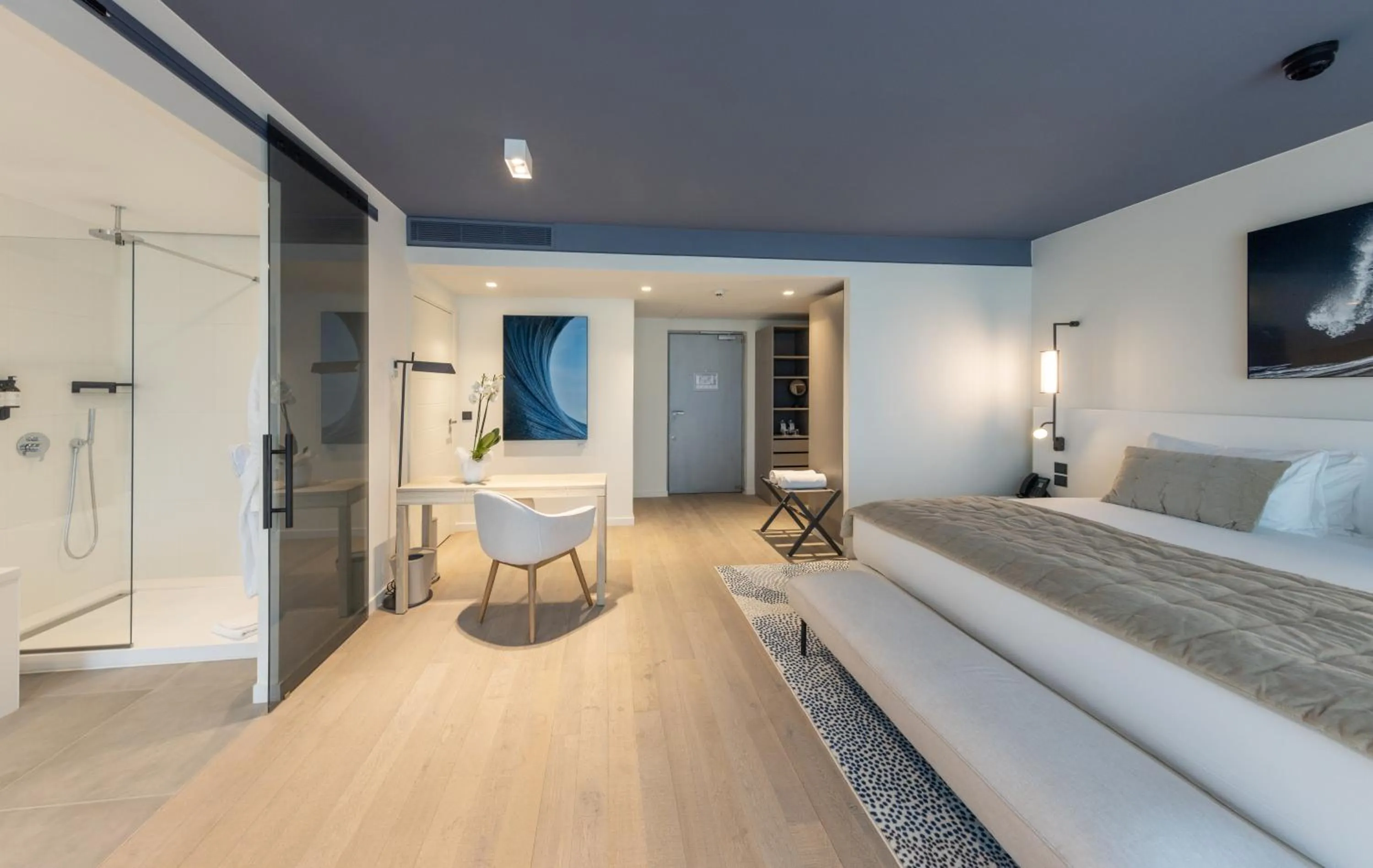 Bathroom, Bed in Hotel Indigo Cagnes-sur-Mer by IHG