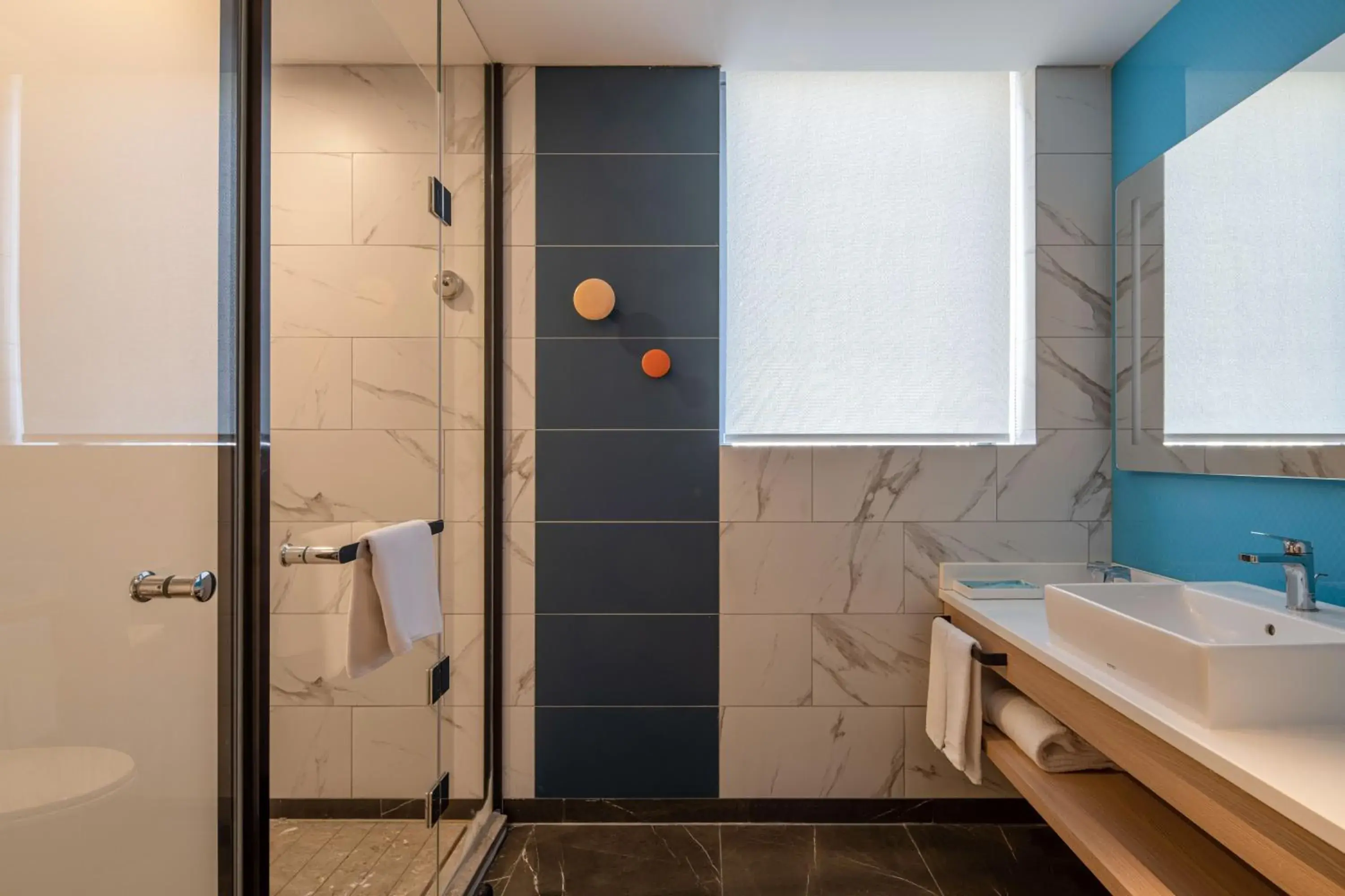 Standard King Room with City View in Holiday Inn Express Xi'an High Tech Zone North by IHG Standard King Room with City View in Holiday Inn Express Xi'an High Tech Zone North by IHG