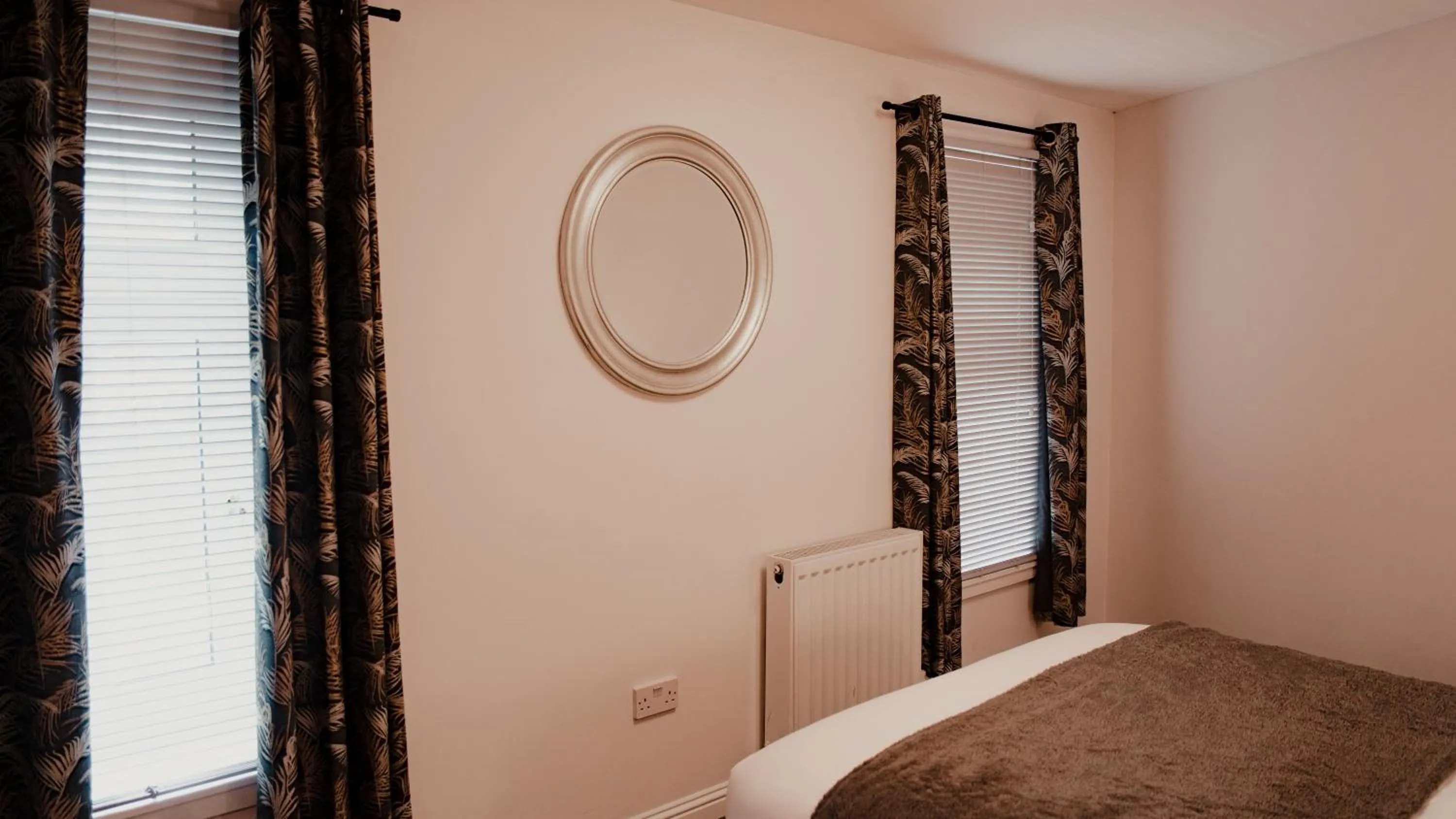 Bedroom, Bed in Royal Chambers Serviced Apartments