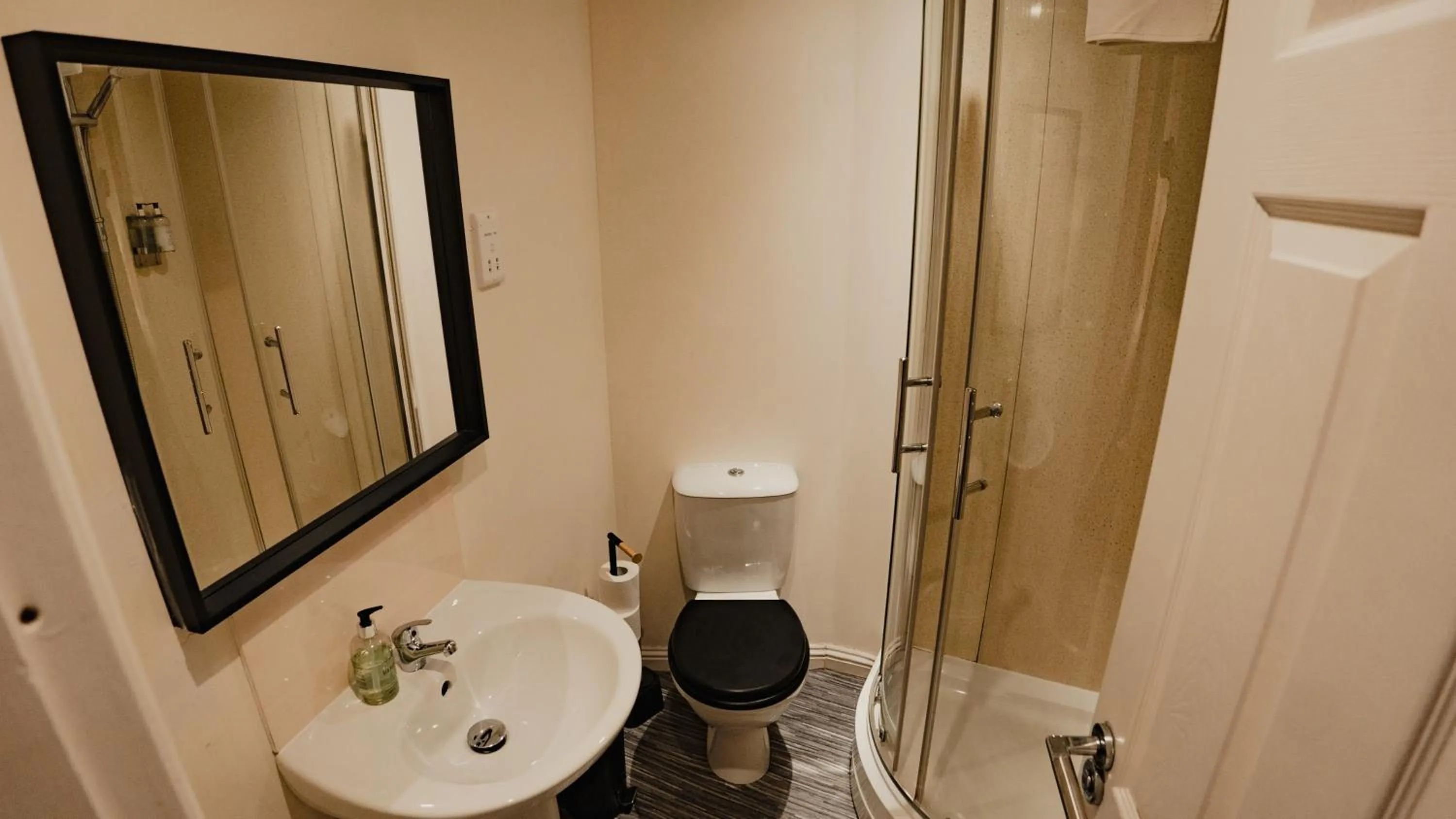 Bathroom in Royal Chambers Serviced Apartments