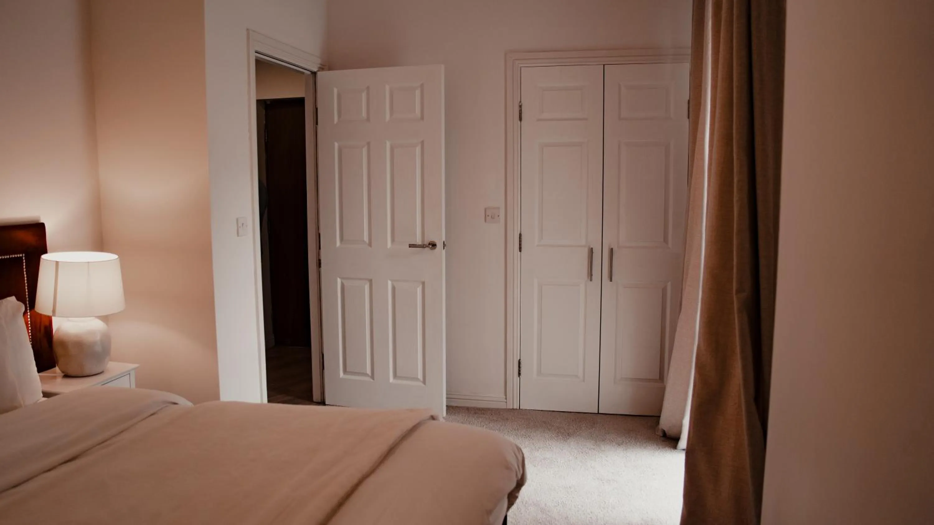Bedroom, Bed in Royal Chambers Serviced Apartments