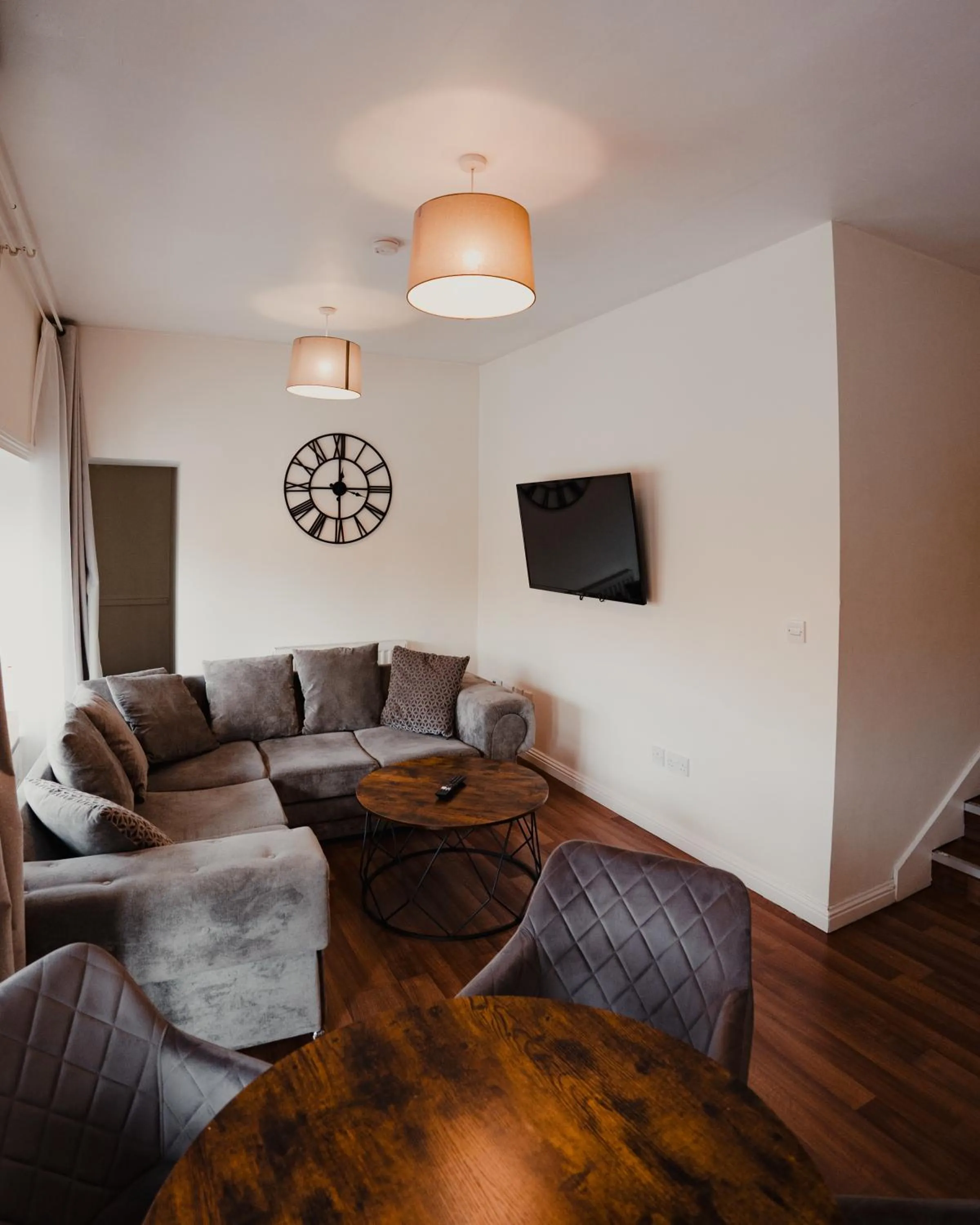 TV and multimedia in Royal Chambers Serviced Apartments