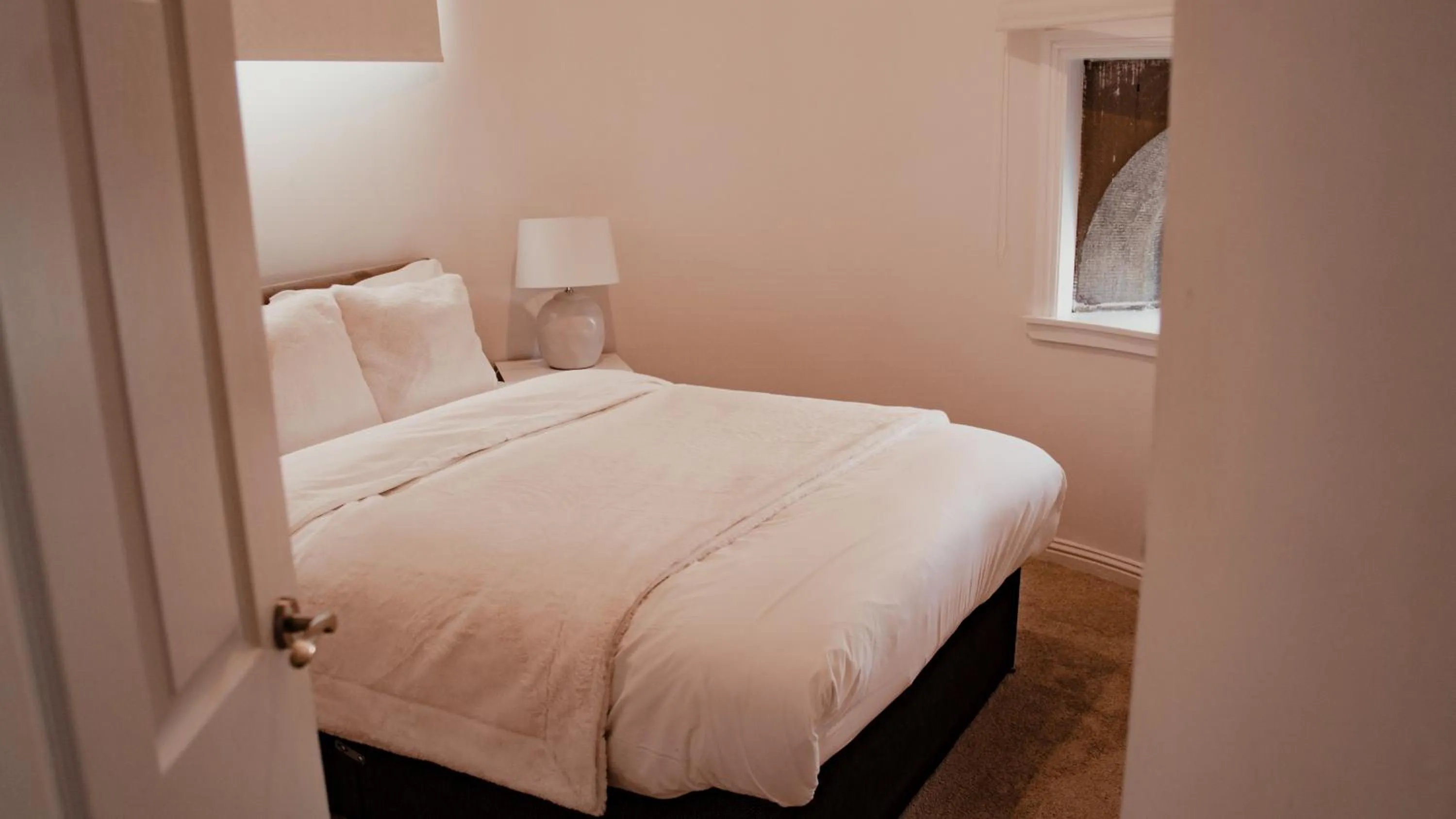 Bedroom, Bed in Royal Chambers Serviced Apartments