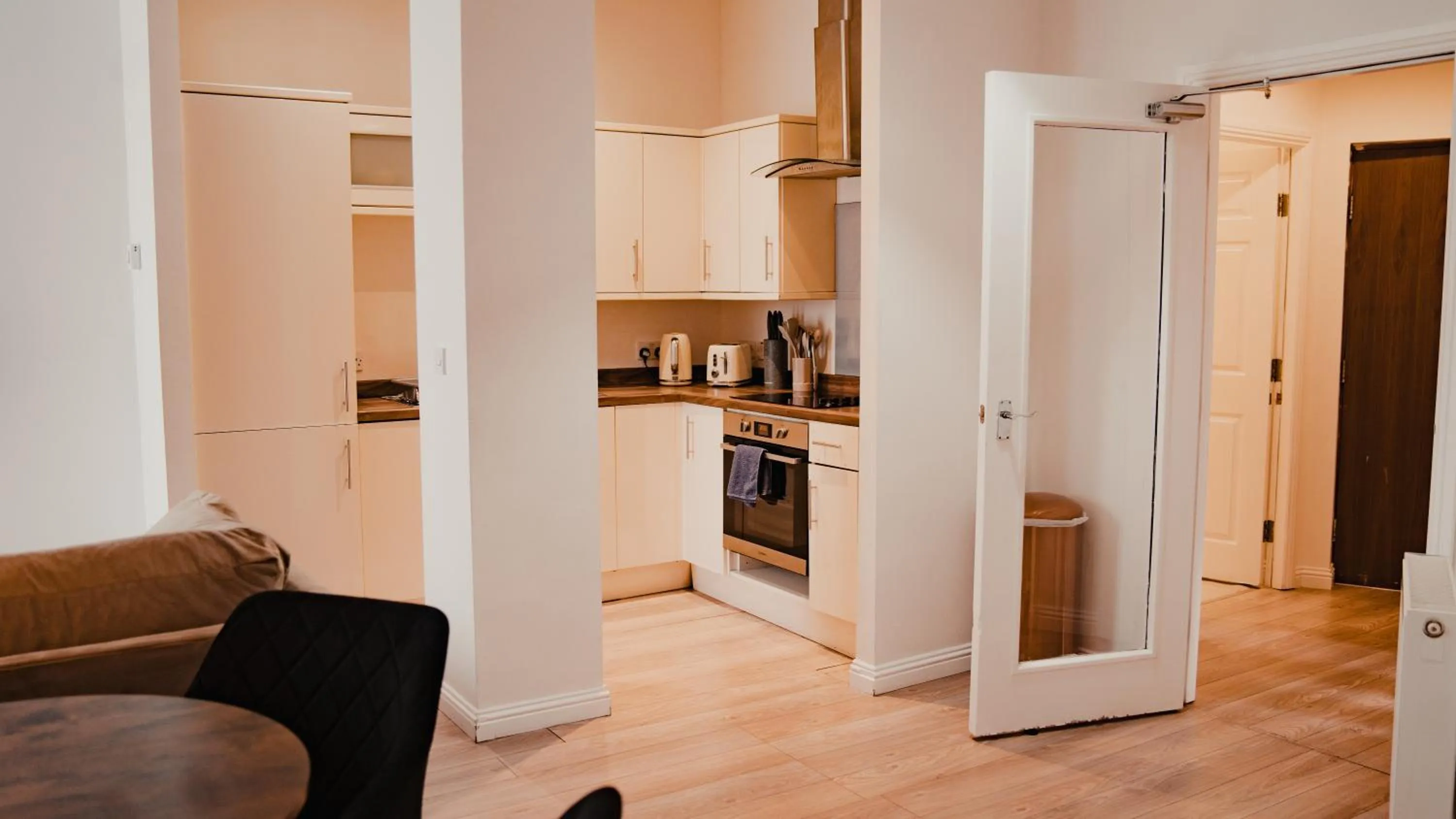 Coffee/tea facilities in Royal Chambers Serviced Apartments