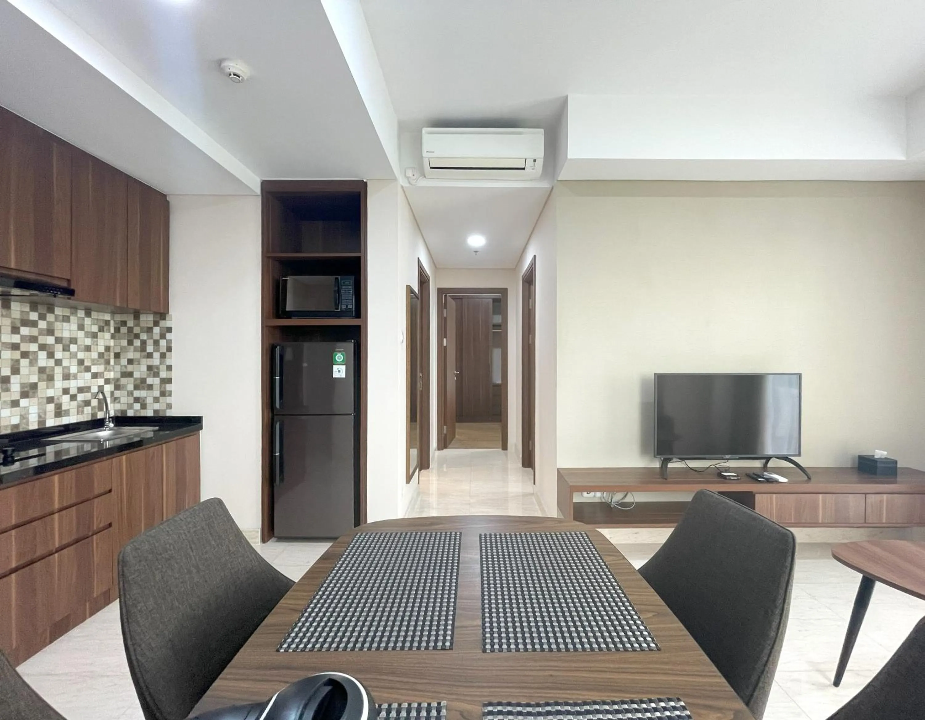 Kitchen or kitchenette in Kawana Golf Residence