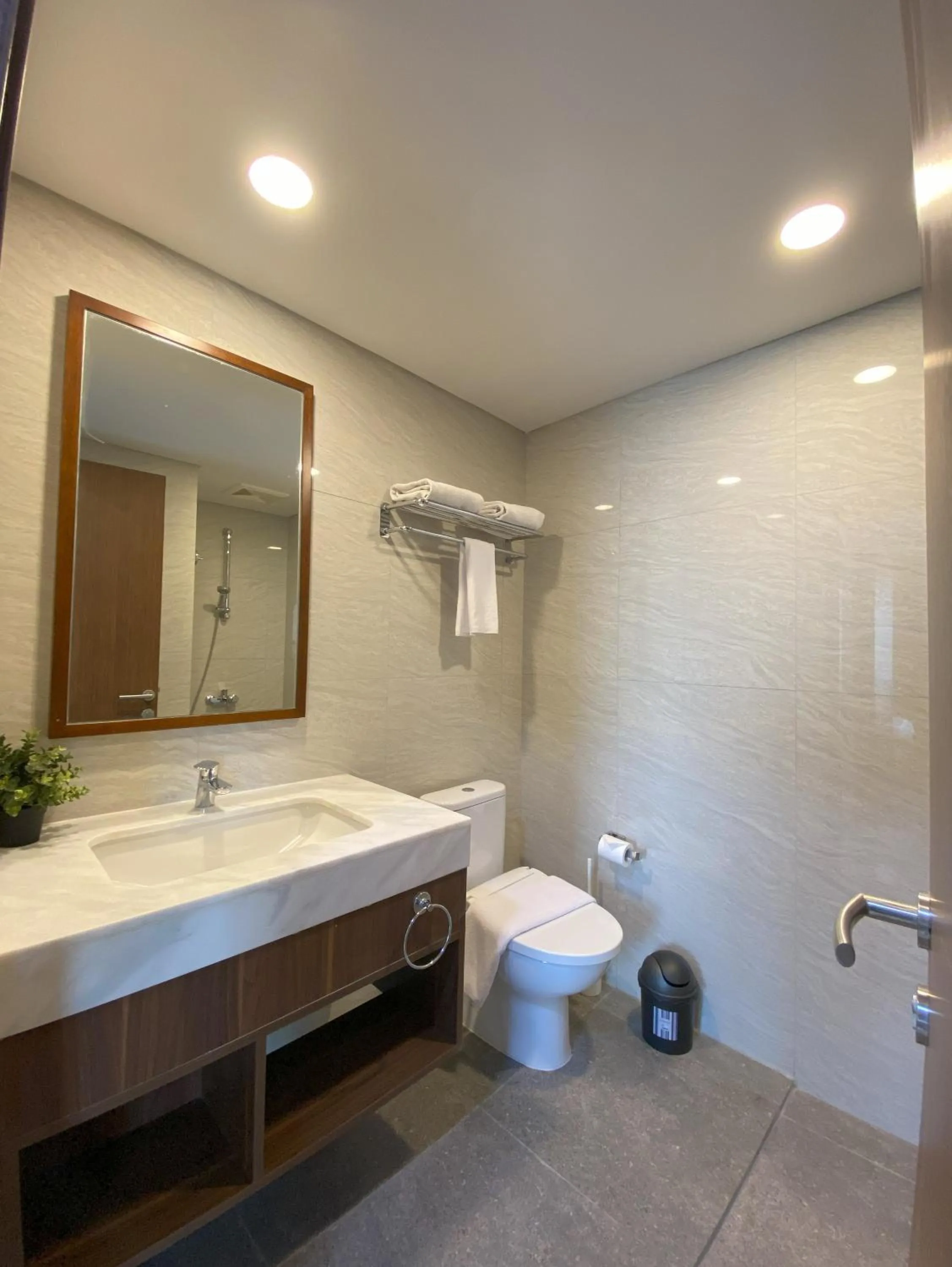 Toilet in Kawana Golf Residence