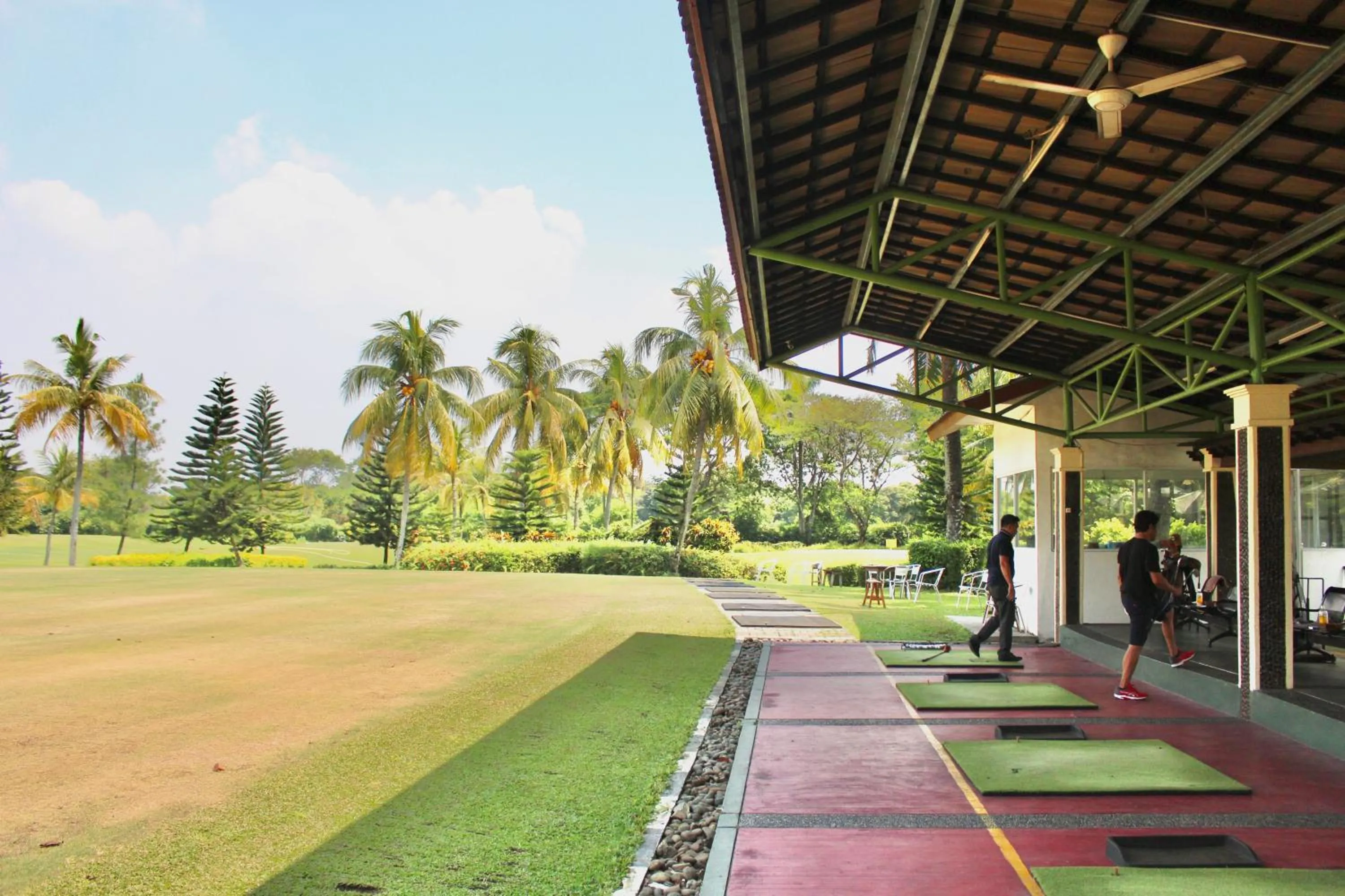 Golfcourse in Kawana Golf Residence