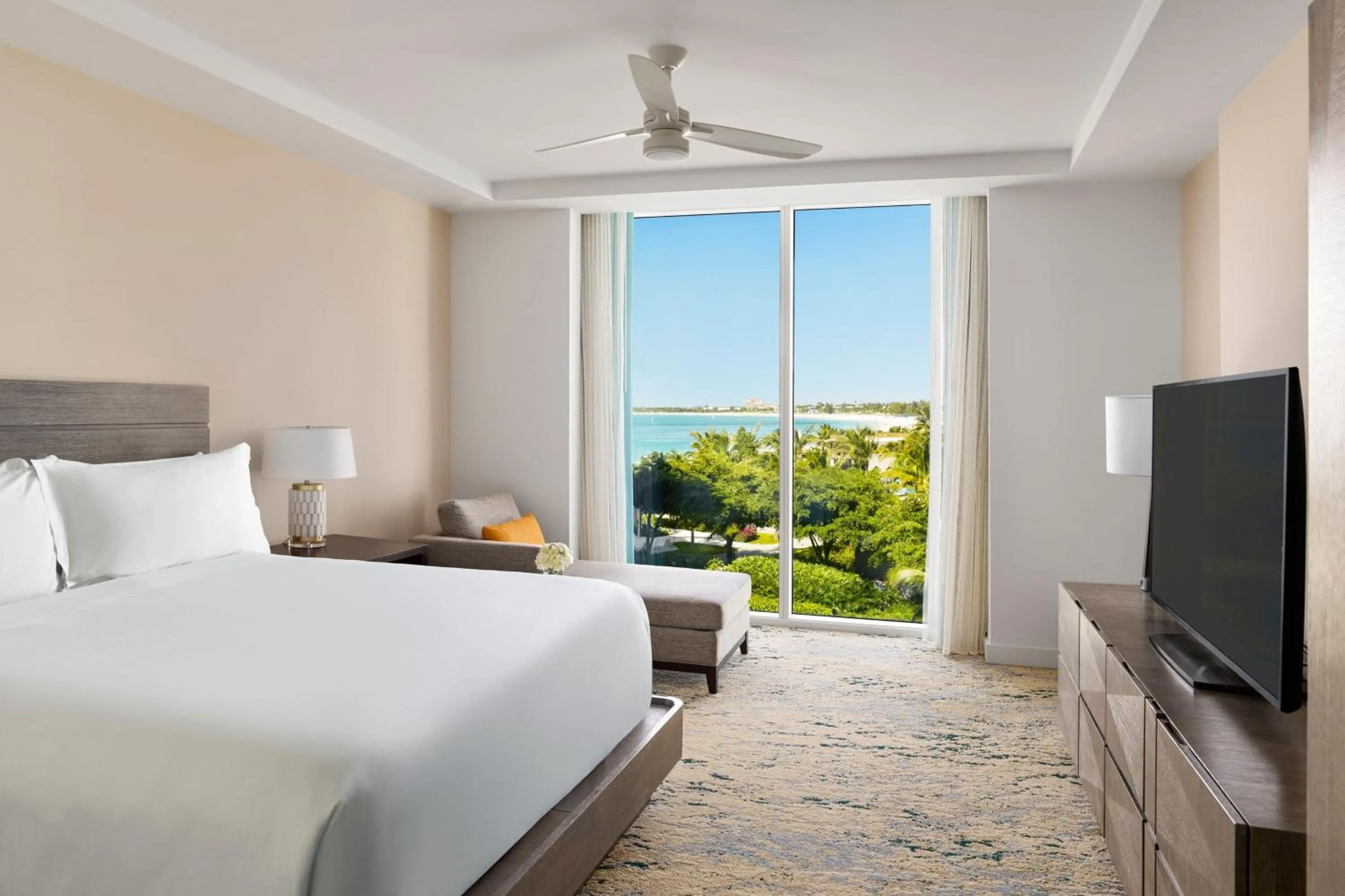 Bedroom, Bed in The Ritz-Carlton Residences, Turks & Caicos