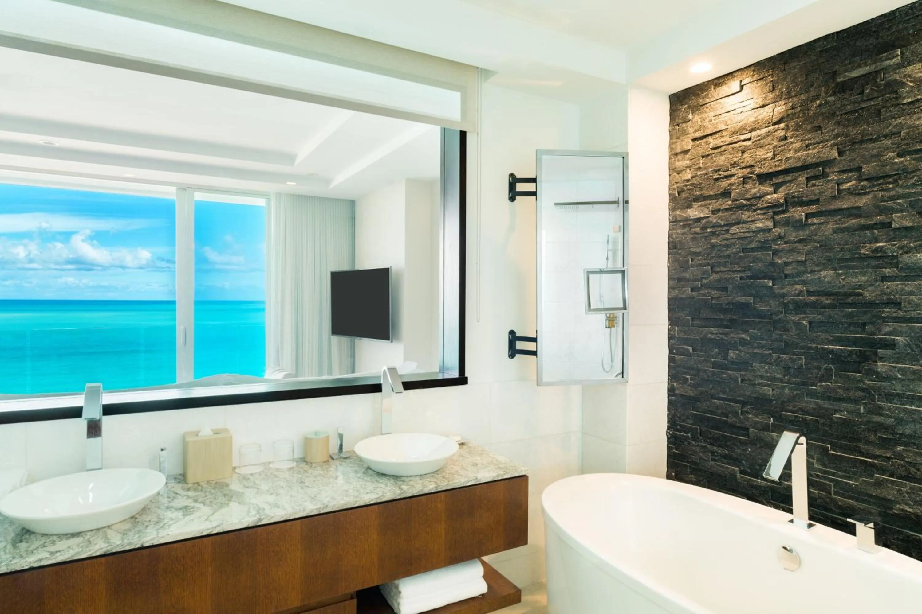 Bathroom in The Ritz-Carlton Residences, Turks & Caicos