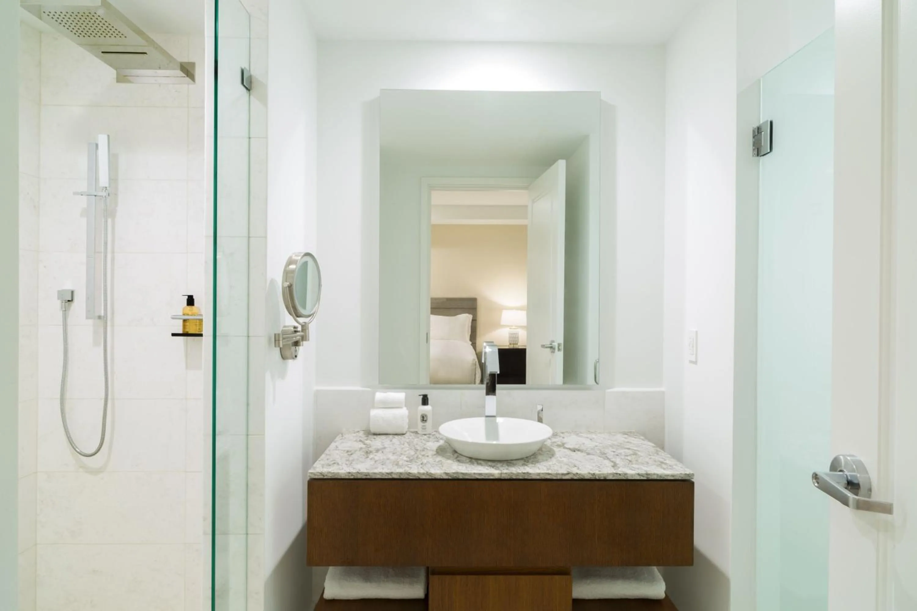 Bathroom in The Ritz-Carlton Residences, Turks & Caicos
