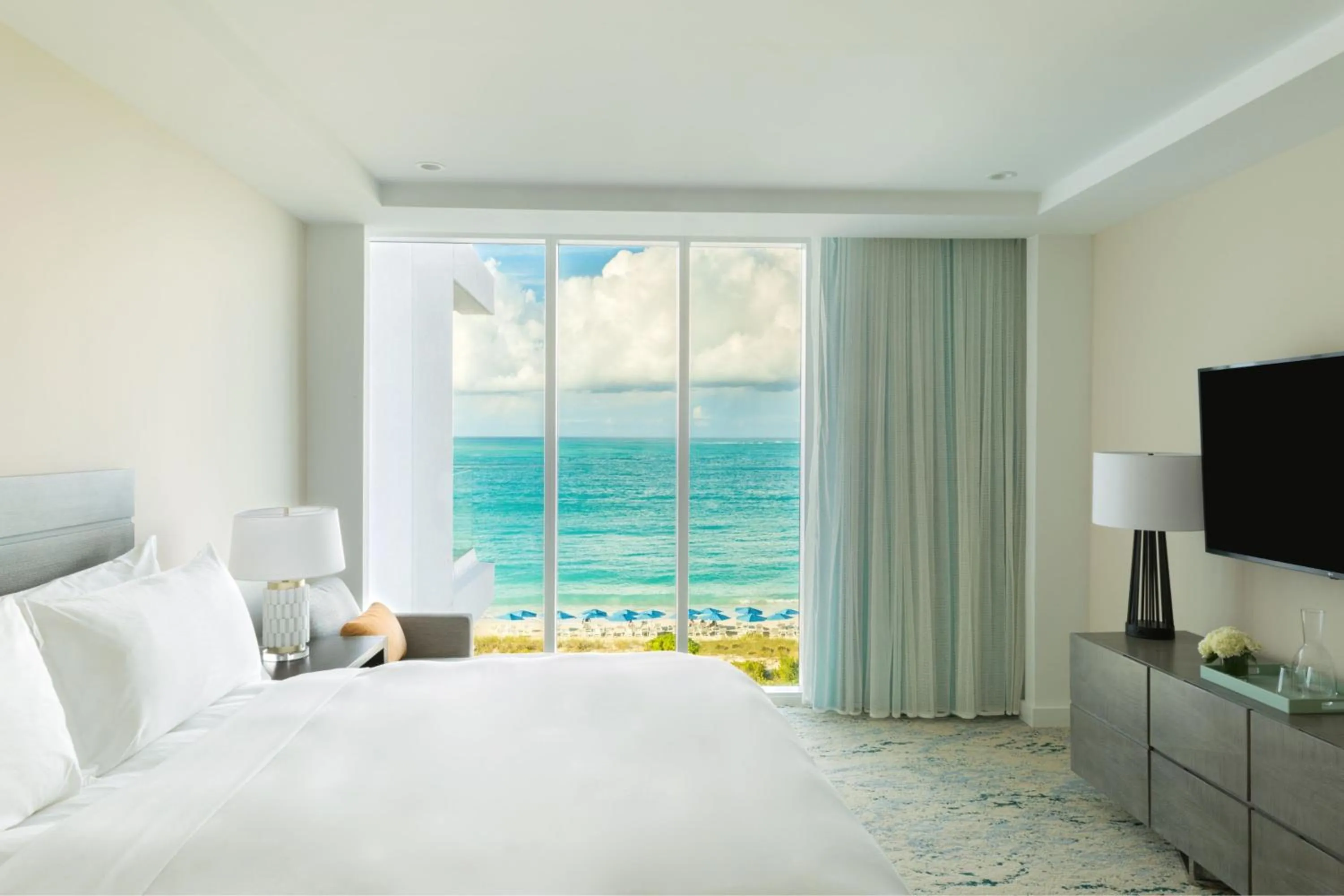 Bedroom, Bed in The Ritz-Carlton Residences, Turks & Caicos