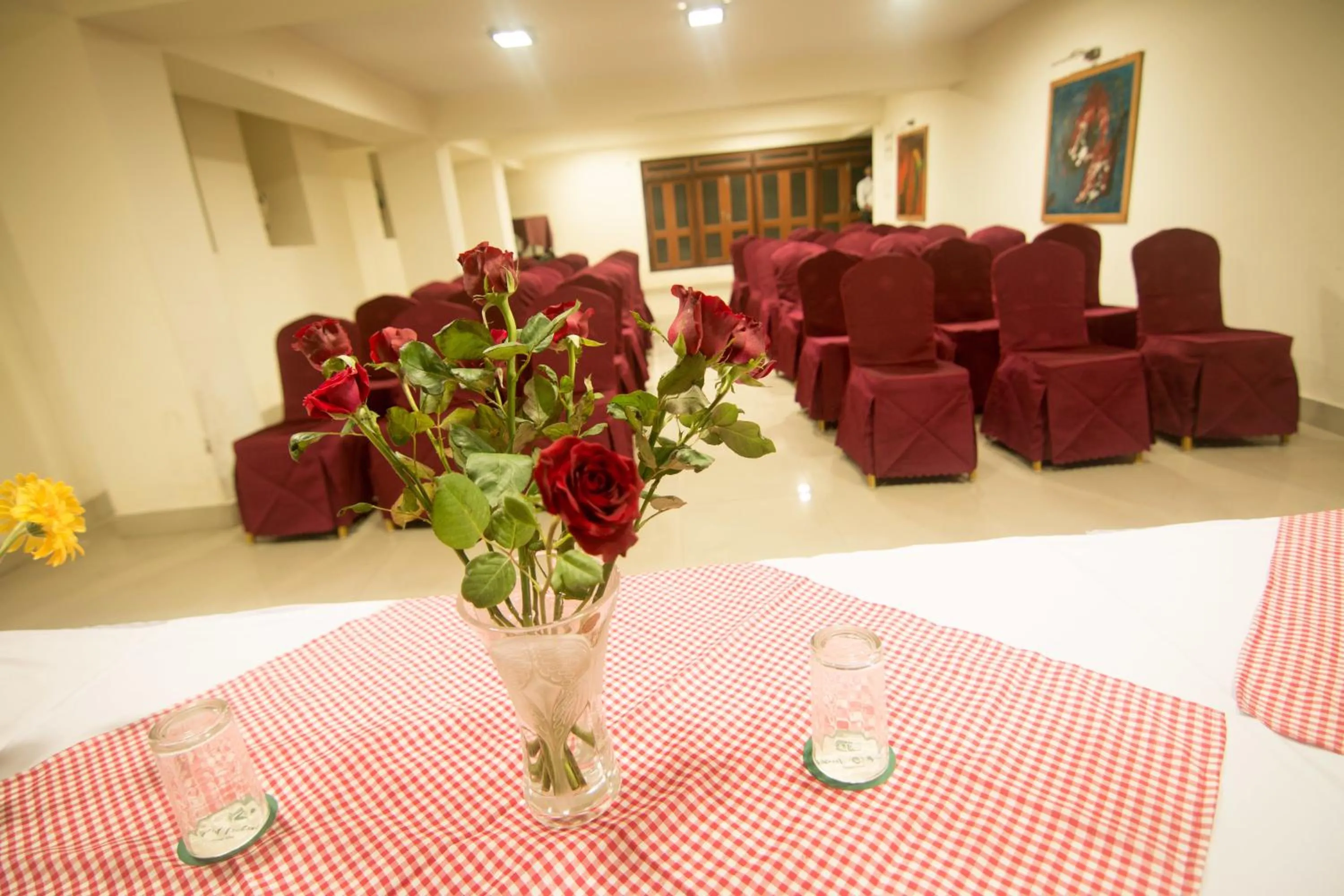 BBQ facilities in Central Hill Resort The Mall Road