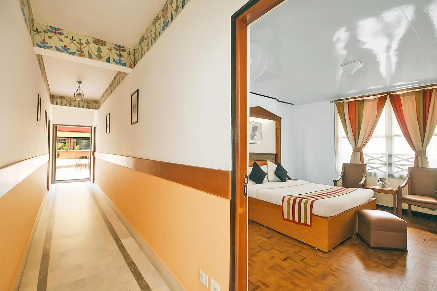 Bed in Central Hill Resort The Mall Road