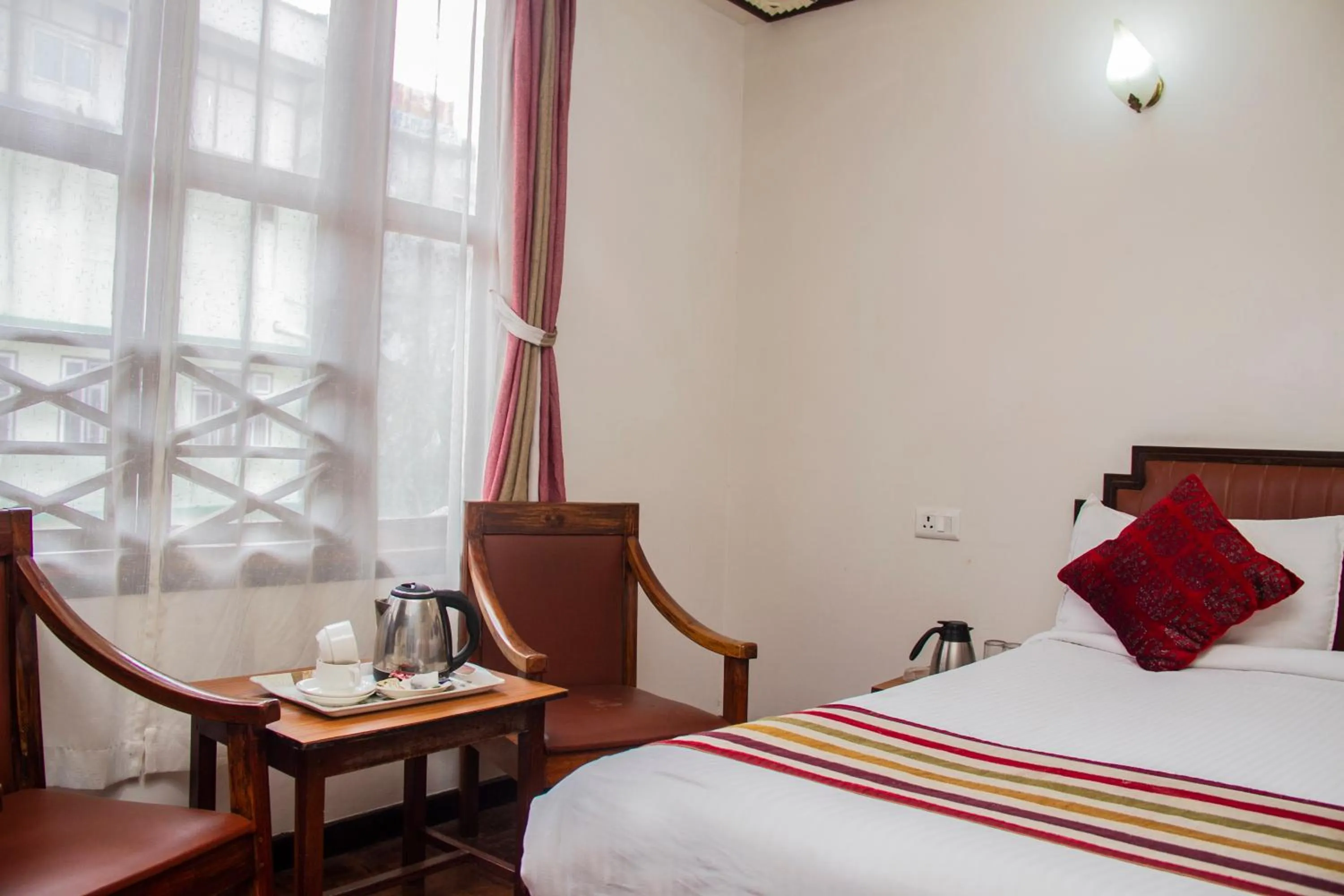 Bedroom, Bed in Central Hill Resort The Mall Road