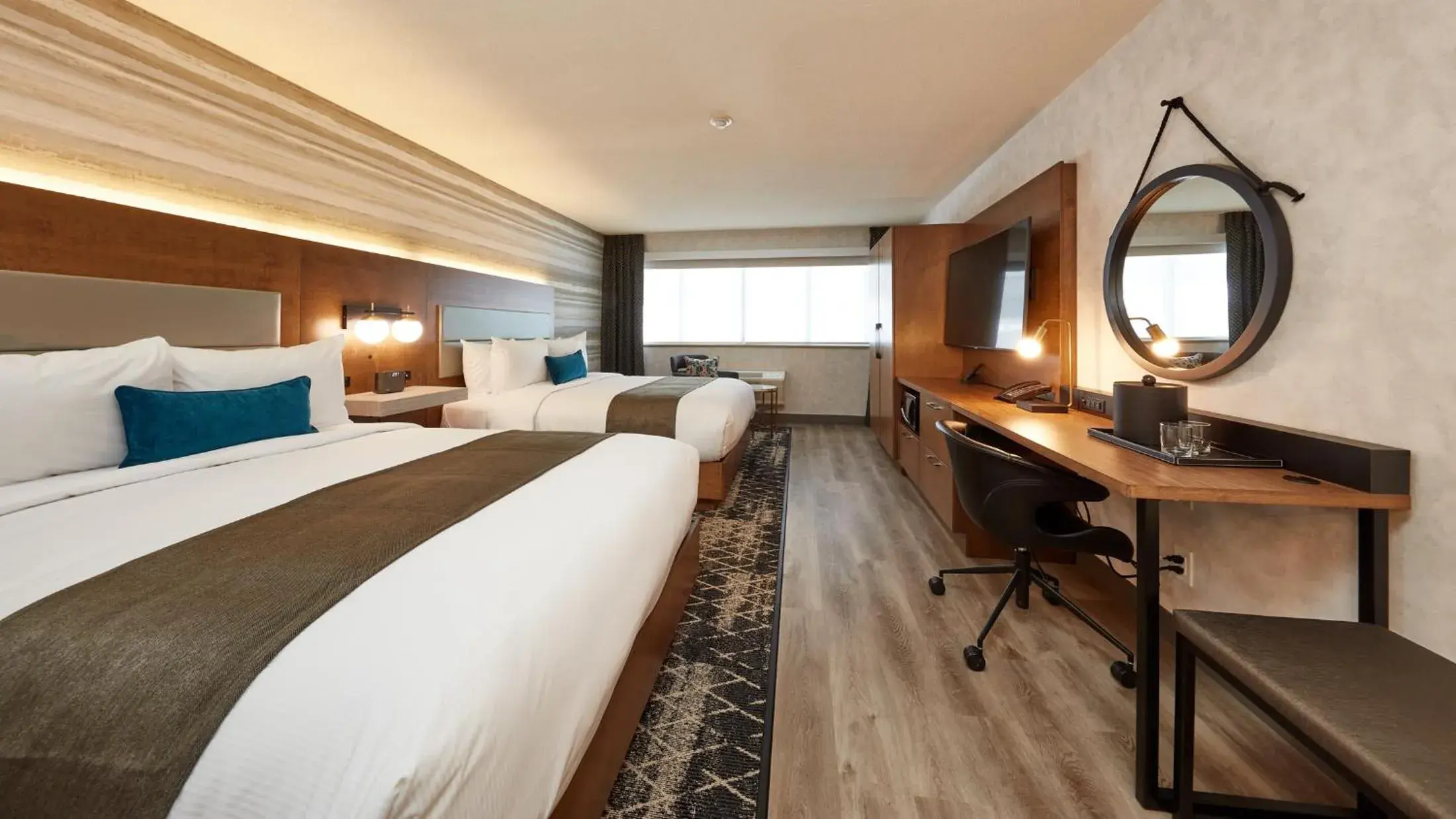 Photo of the whole room, Bed in Stay Inn Hotel Toronto Photo of the whole room, Bed in Stay Inn Hotel Toronto