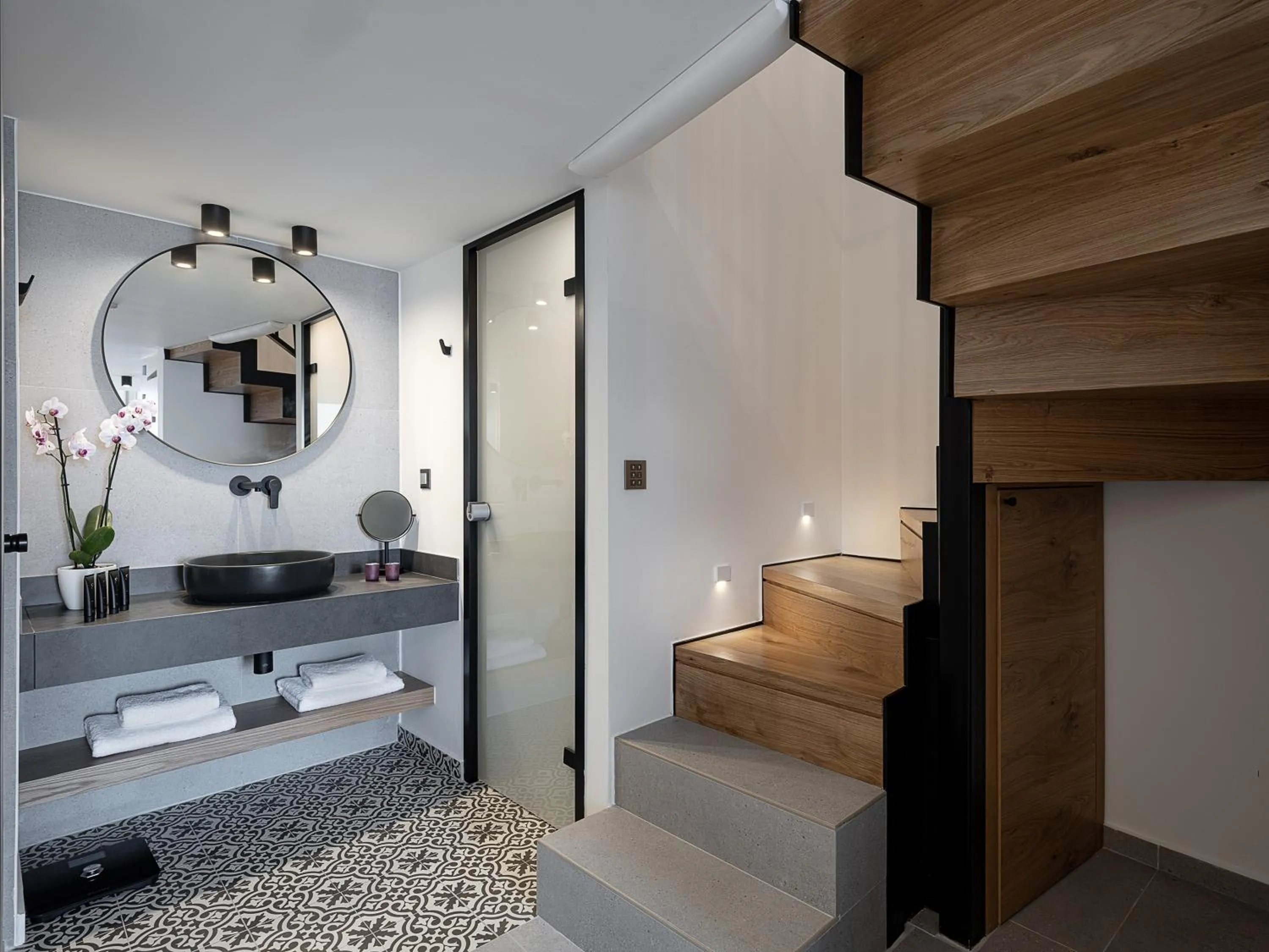 Bathroom, Bed in Calla Luxury Seafront Suites