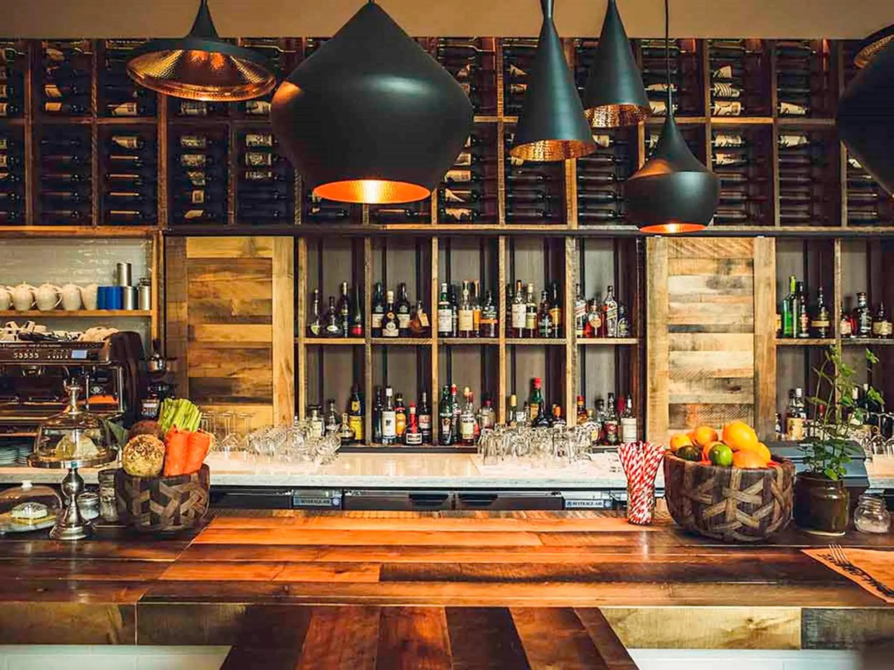 Lounge or bar in Novotel Ottawa City Centre Hotel Lounge or bar in Novotel Ottawa City Centre Hotel