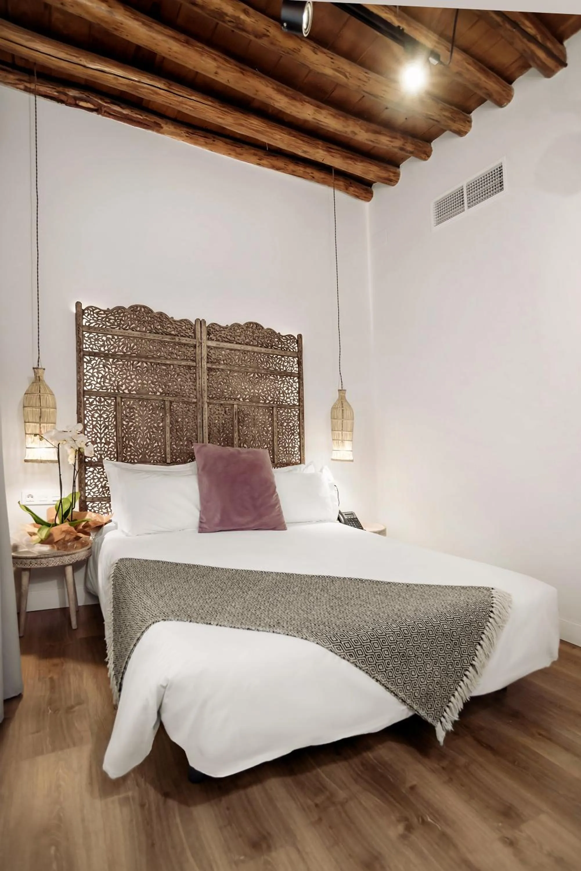 Bed in Hotel La Casa de Los Mosaicos by Maxi Hoteles