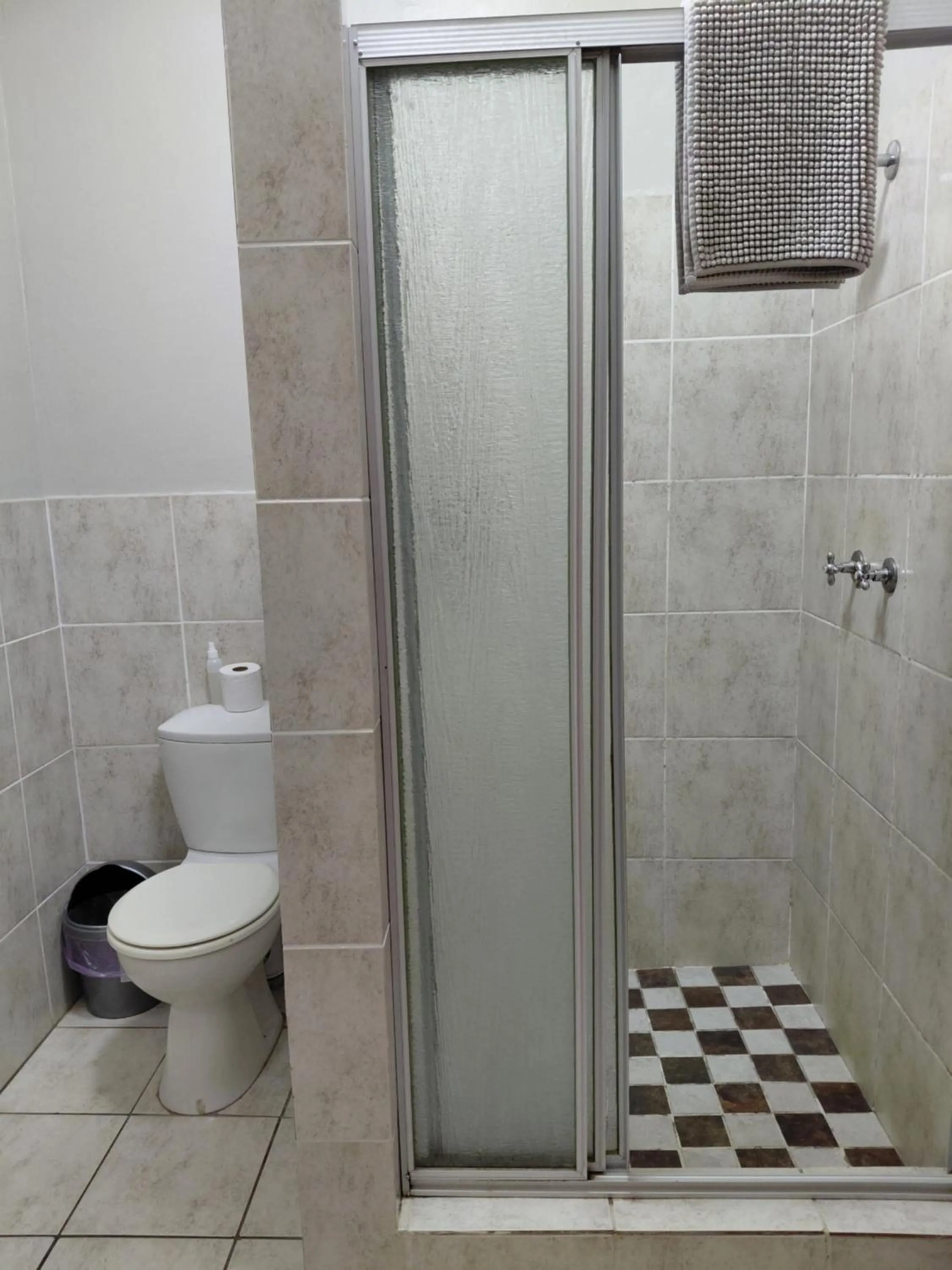 Bathroom in African Dreamz Guest House