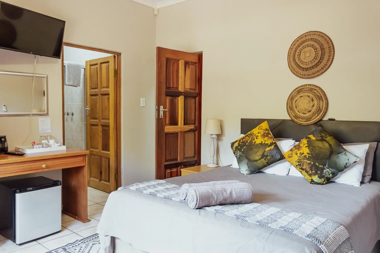 Bedroom, Bed in African Dreamz Guest House