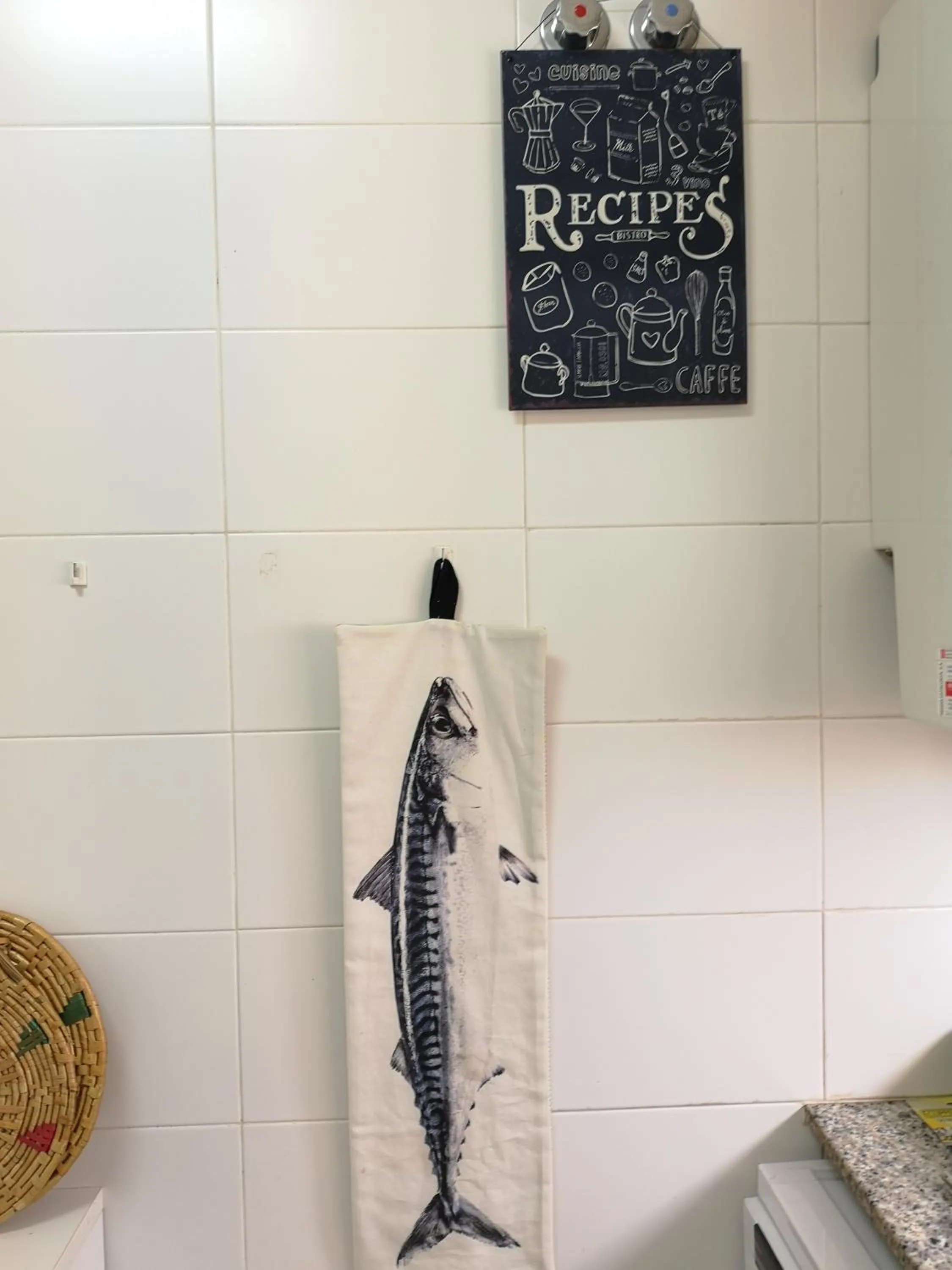 Decorative detail in LLOGUER30 Apartamento Lotus, piscina y parquing