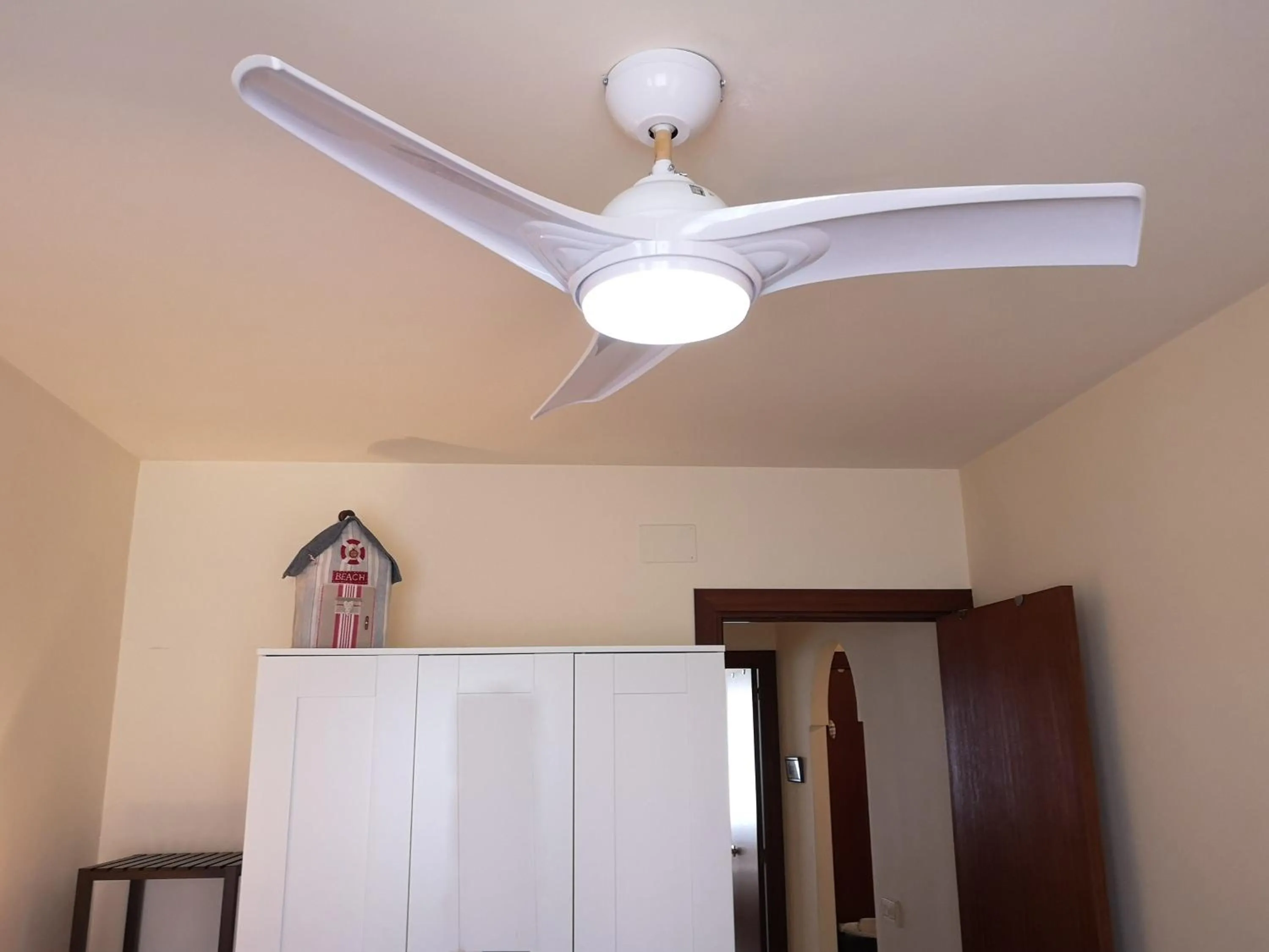 Decorative detail in LLOGUER30 Apartamento Lotus, piscina y parquing