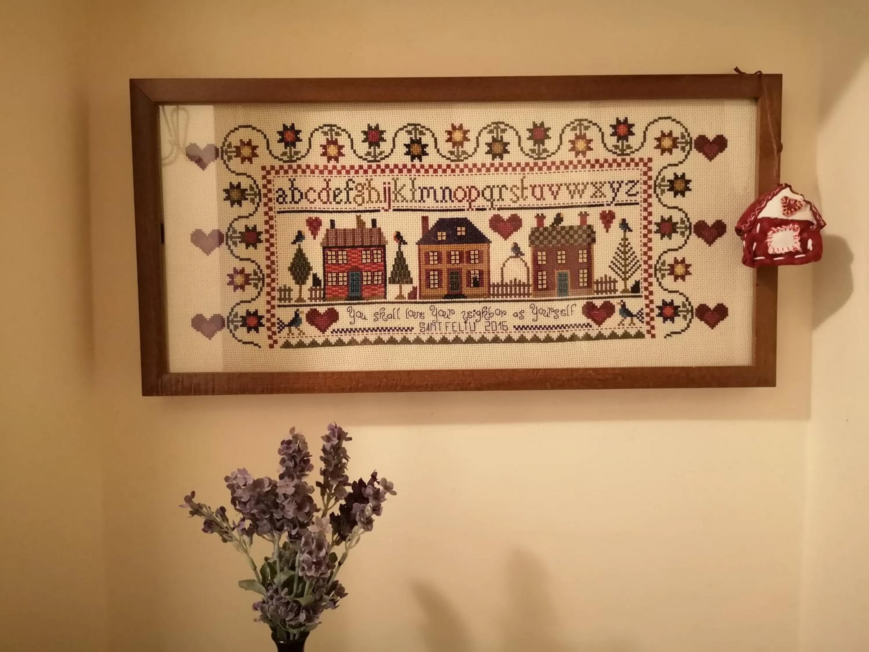 Decorative detail in LLOGUER30 Apartamento Lotus, piscina y parquing