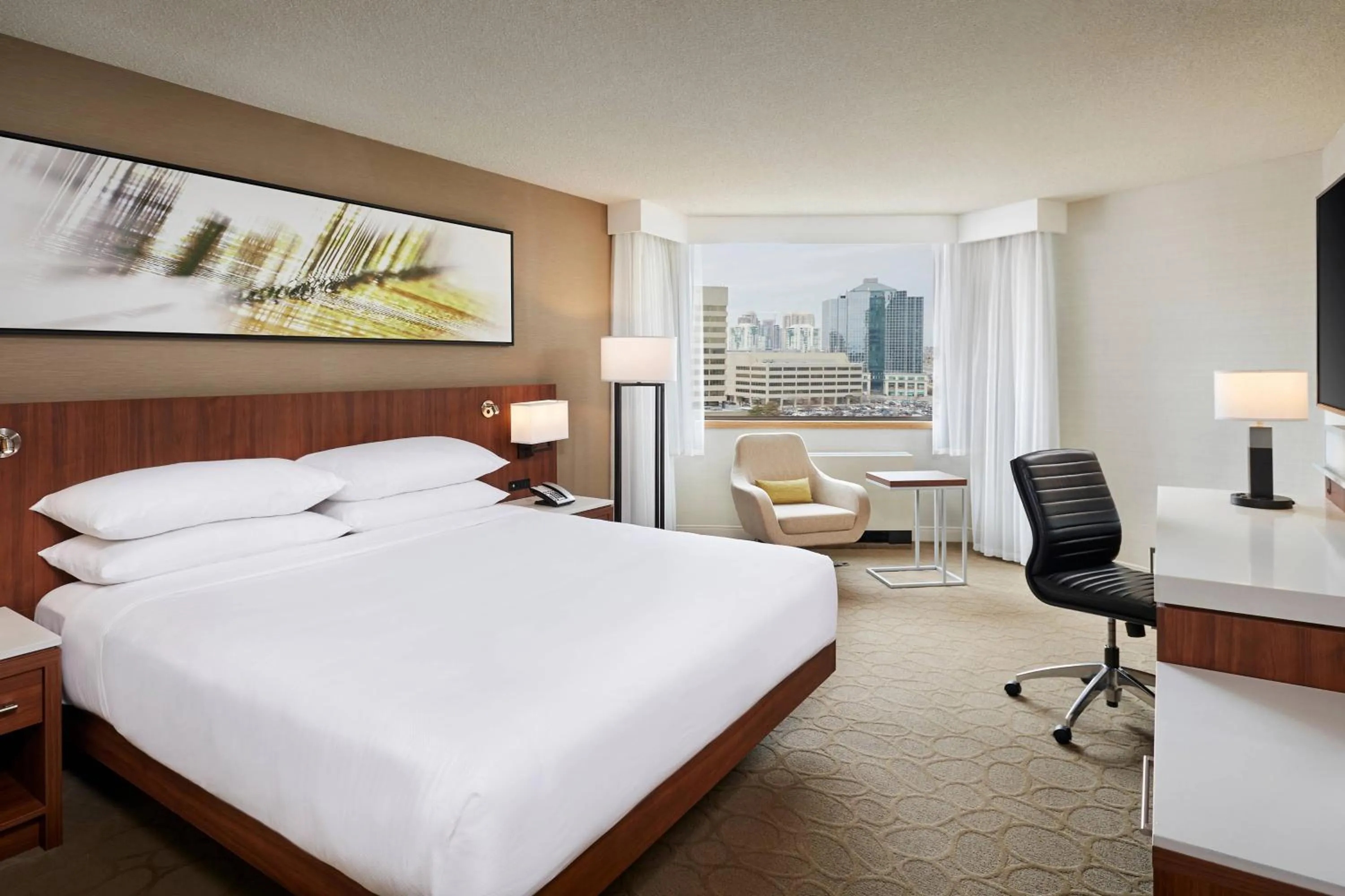 Bedroom, Bed in Delta Hotels by Marriott Toronto Mississauga