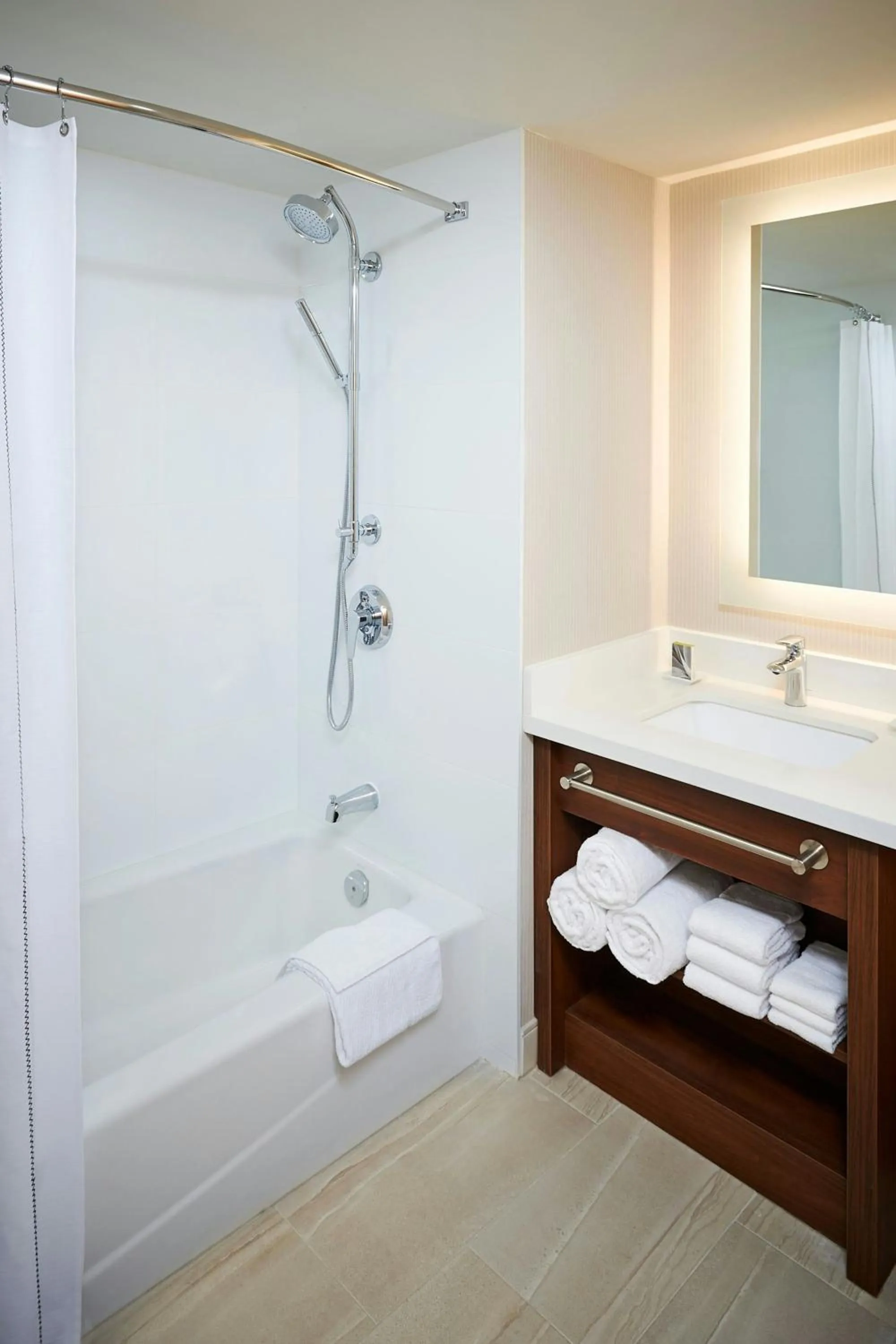 Bathroom in Delta Hotels by Marriott Toronto Mississauga