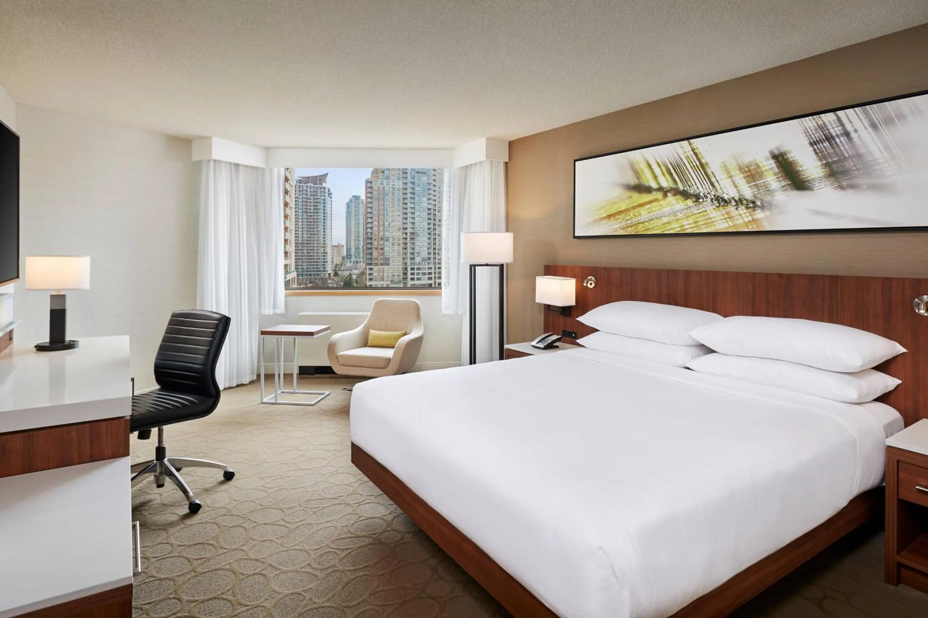 Bedroom, Bed in Delta Hotels by Marriott Toronto Mississauga