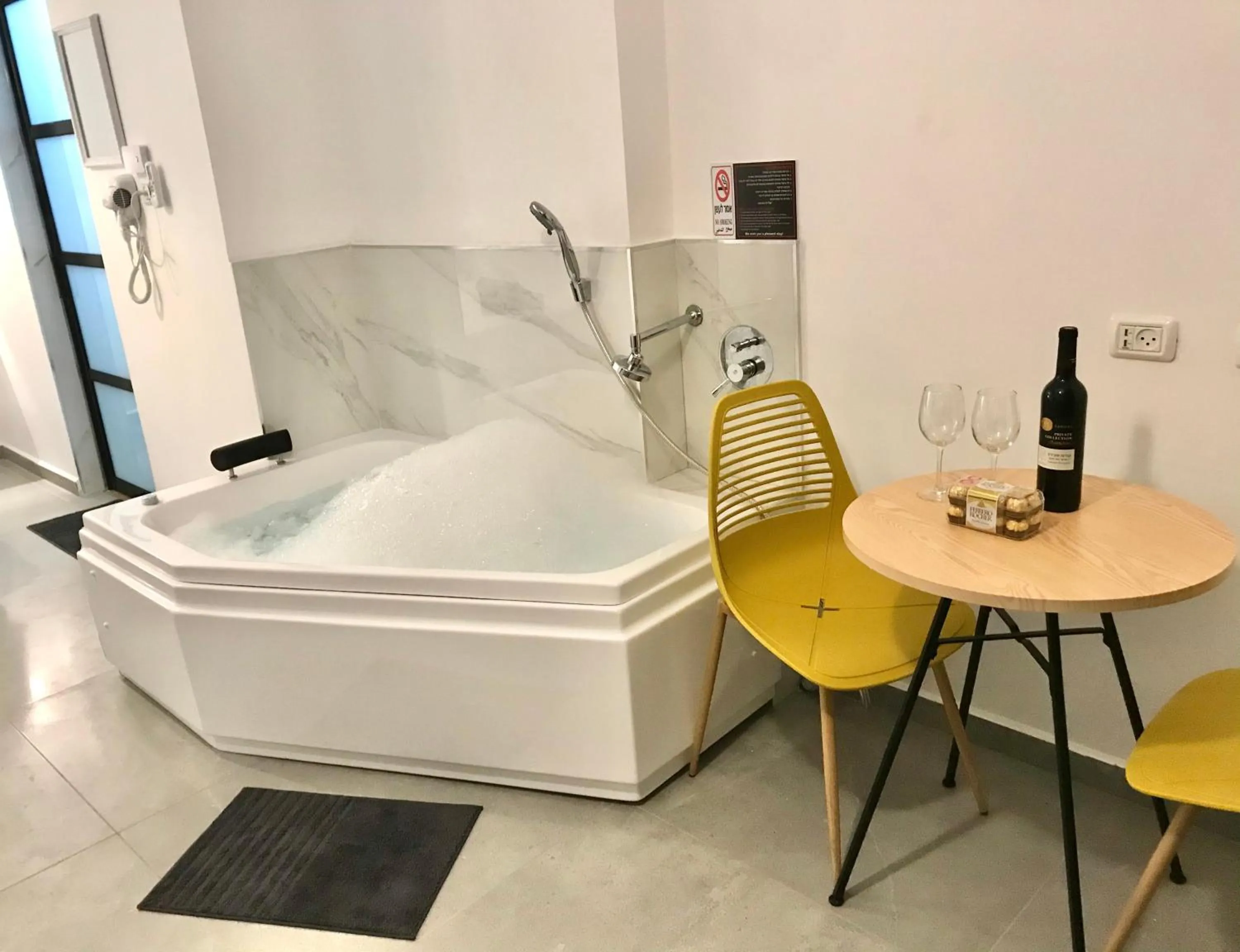 Hot Tub in Suites in the Galilee