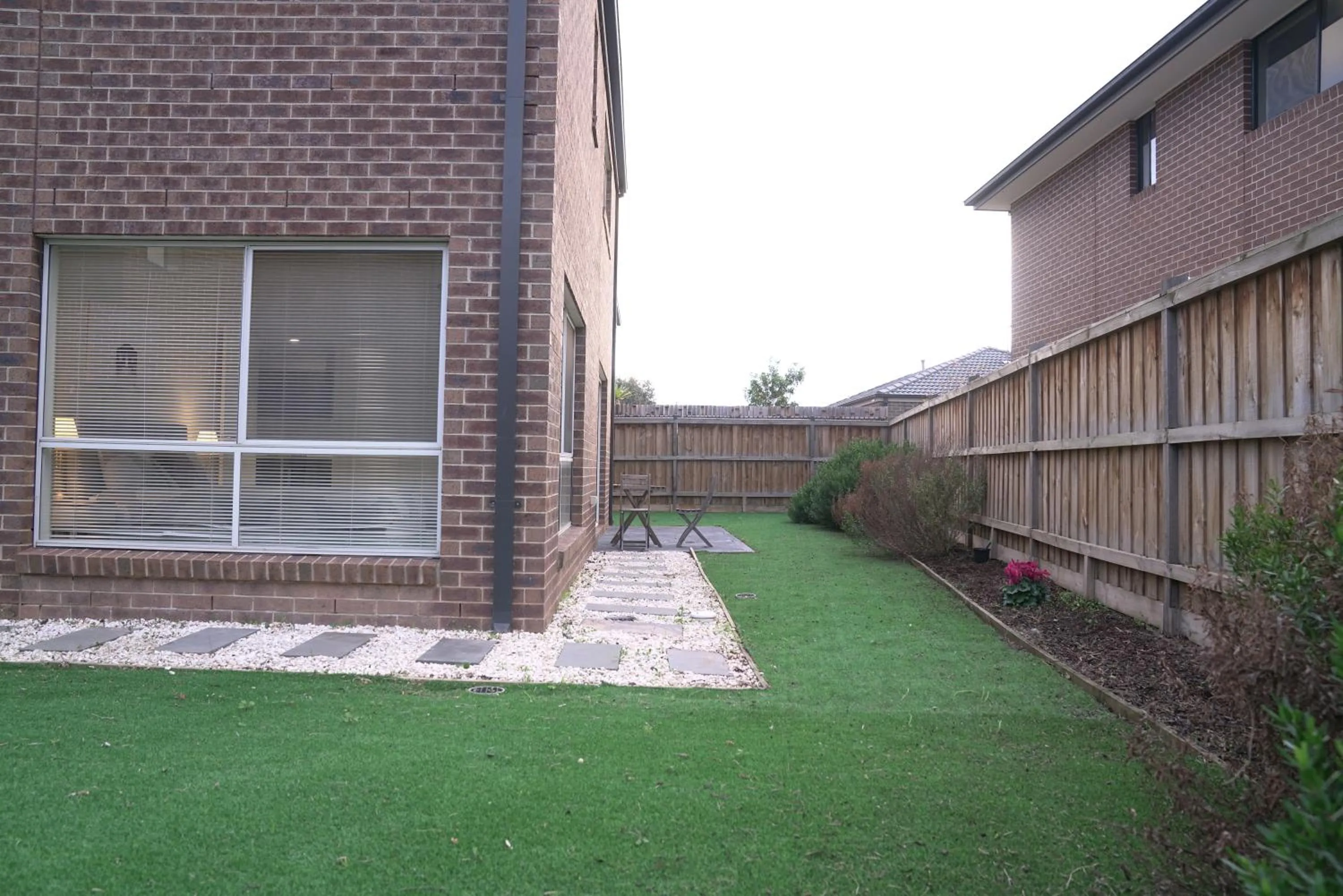 Garden view in 6 Bedrooms & 4 Bathrooms Big House for Big Group