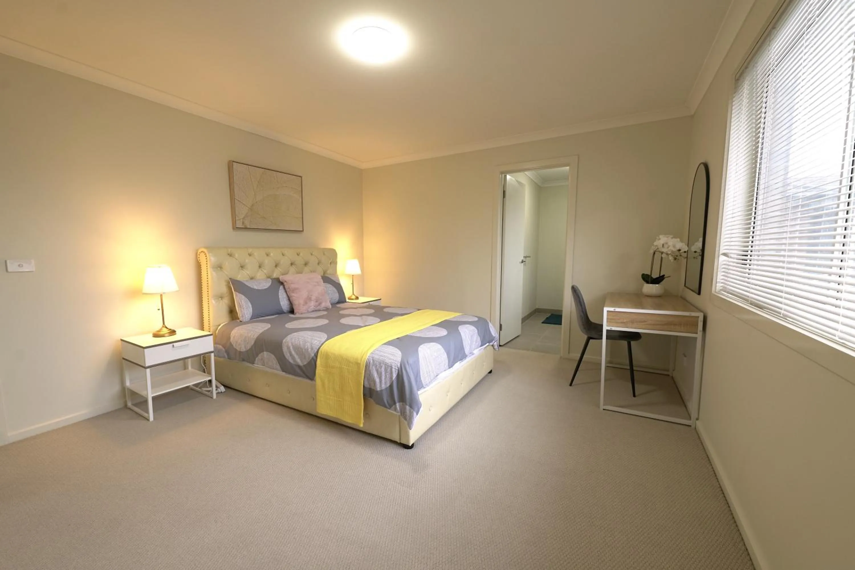 Bed in 6 Bedrooms & 4 Bathrooms Big House for Big Group