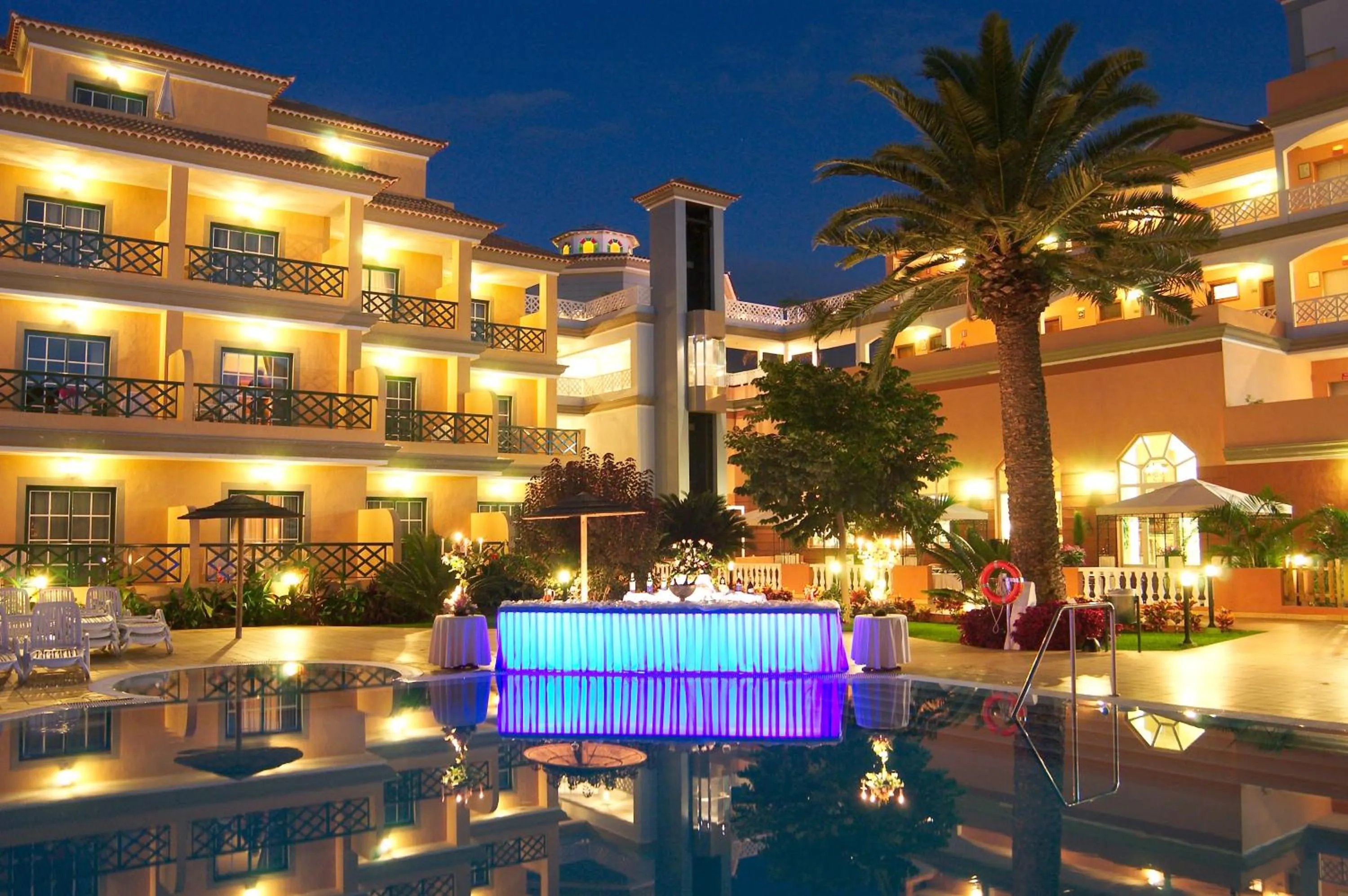 Sunset in Hotel RIU Garoé