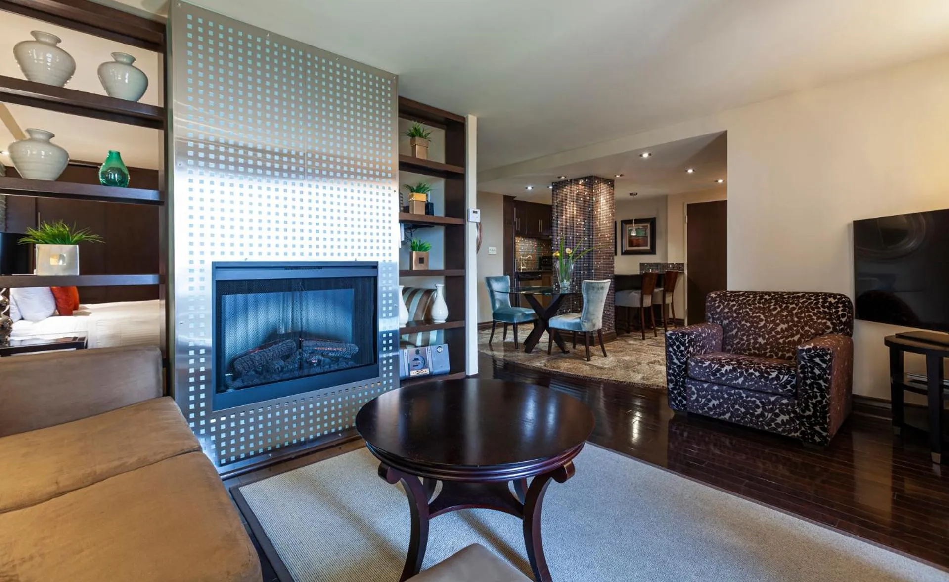 Living room in Le Nouvel Hotel