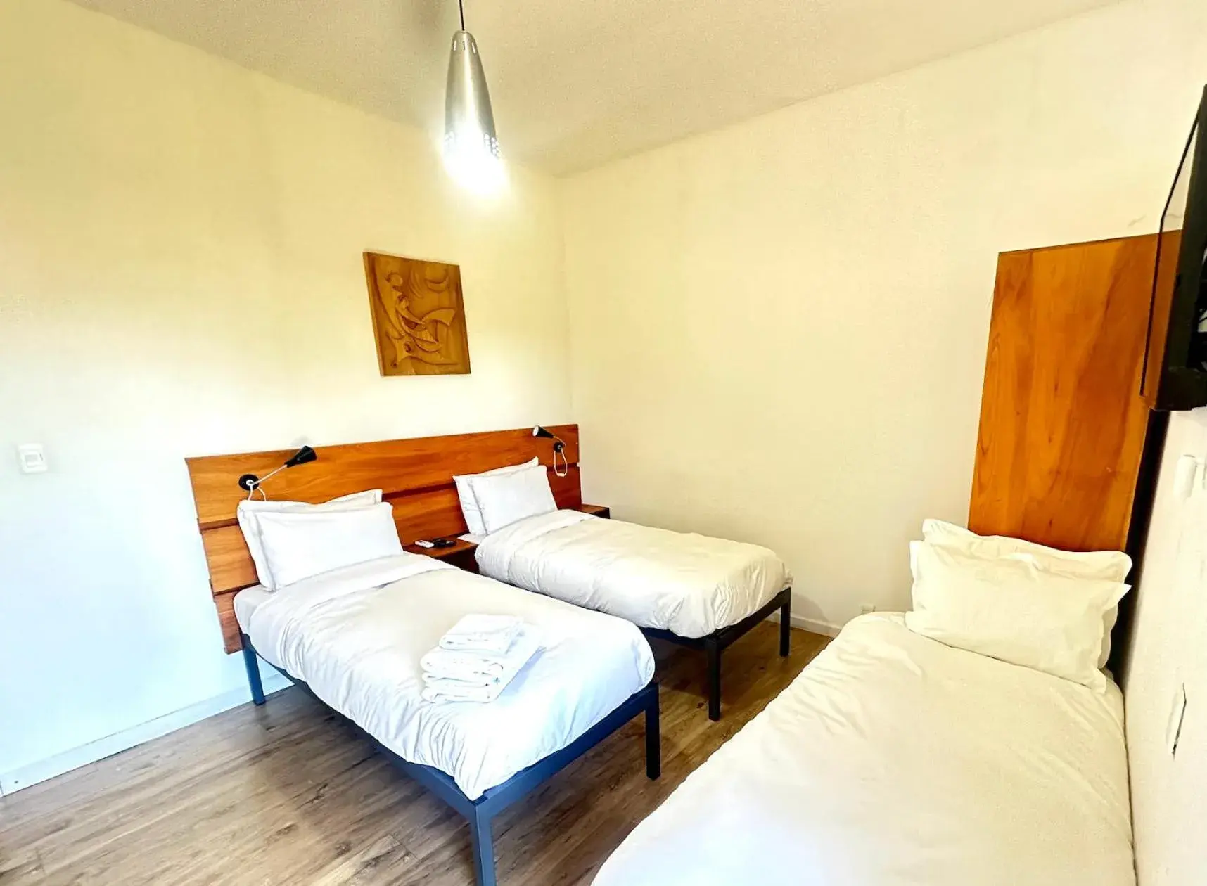 Triple Room in MUMA Hotel - Museo de la Madera Triple Room in MUMA Hotel - Museo de la Madera