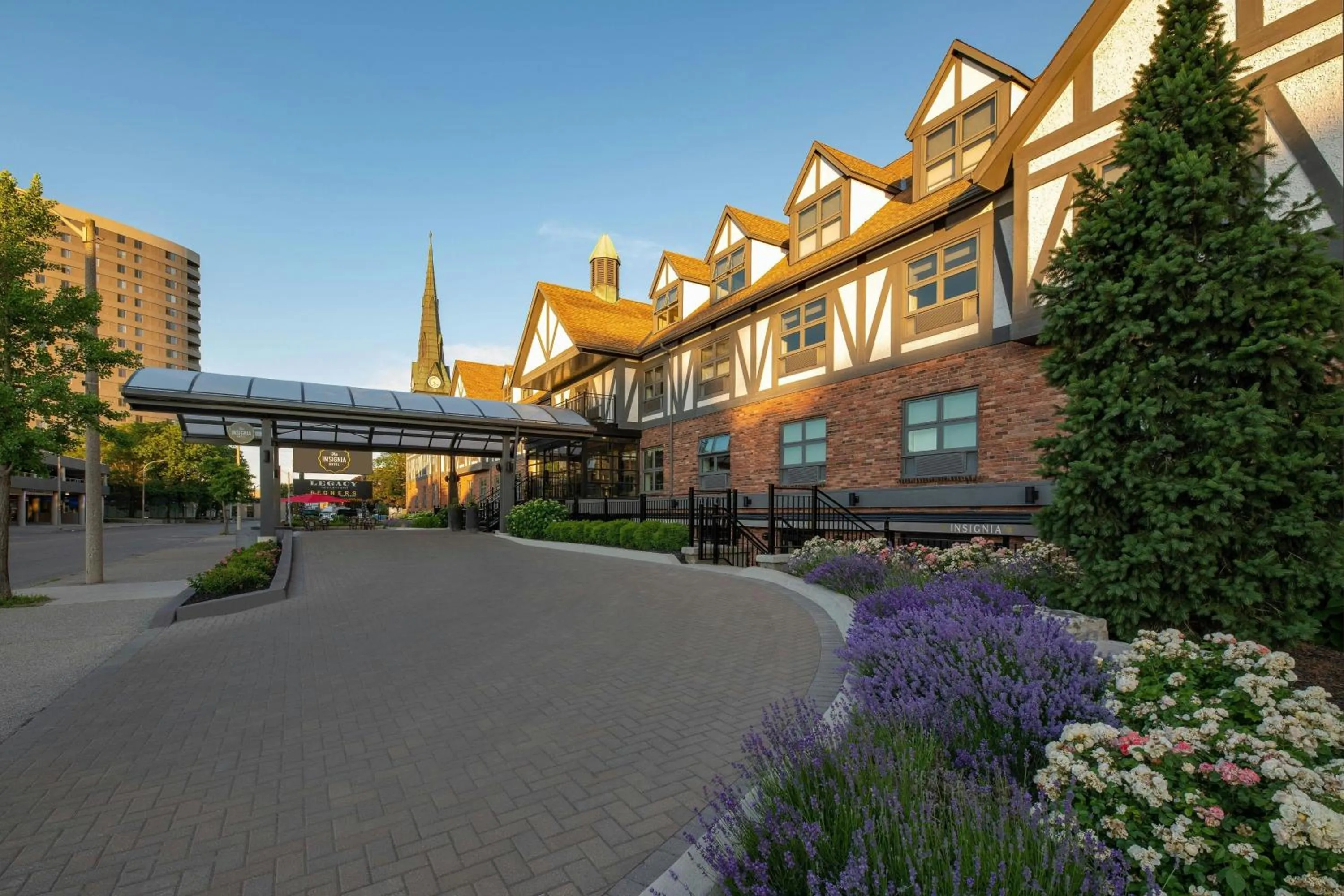 Property building in The Insignia Hotel, Sarnia, a Tribute Portfolio Hotel