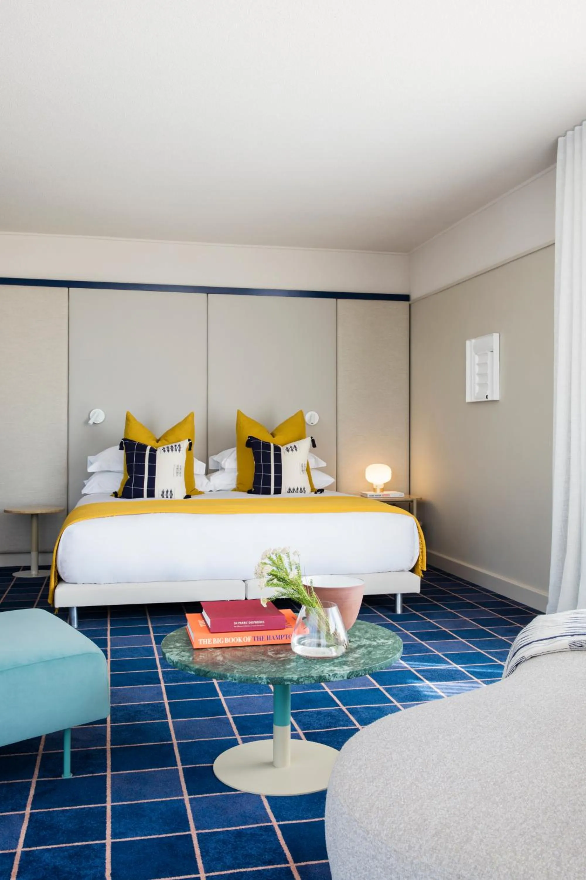 Photo of the whole room, Bed in Home Suite Hotels Sea Point