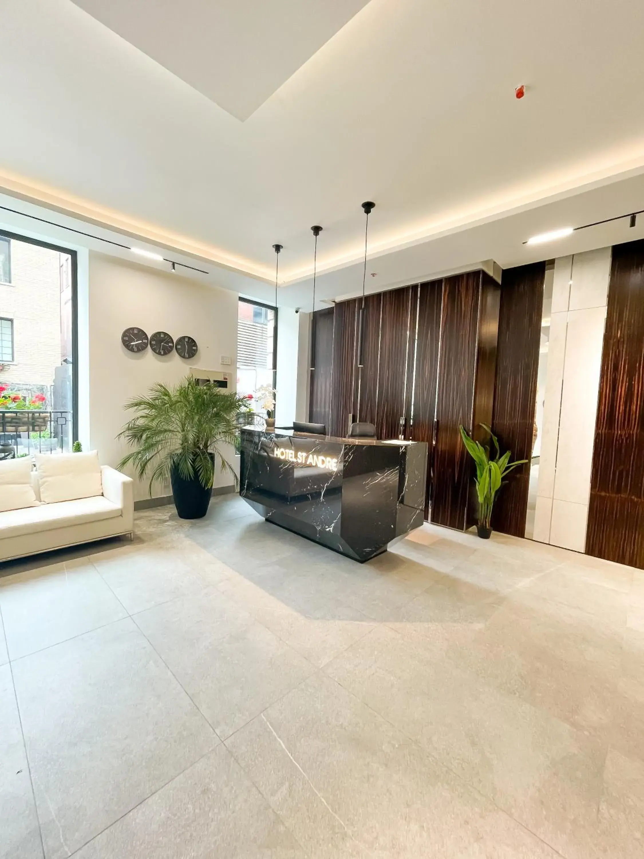 Lobby or reception in Hotel Saint-Andre Lobby or reception in Hotel Saint-Andre